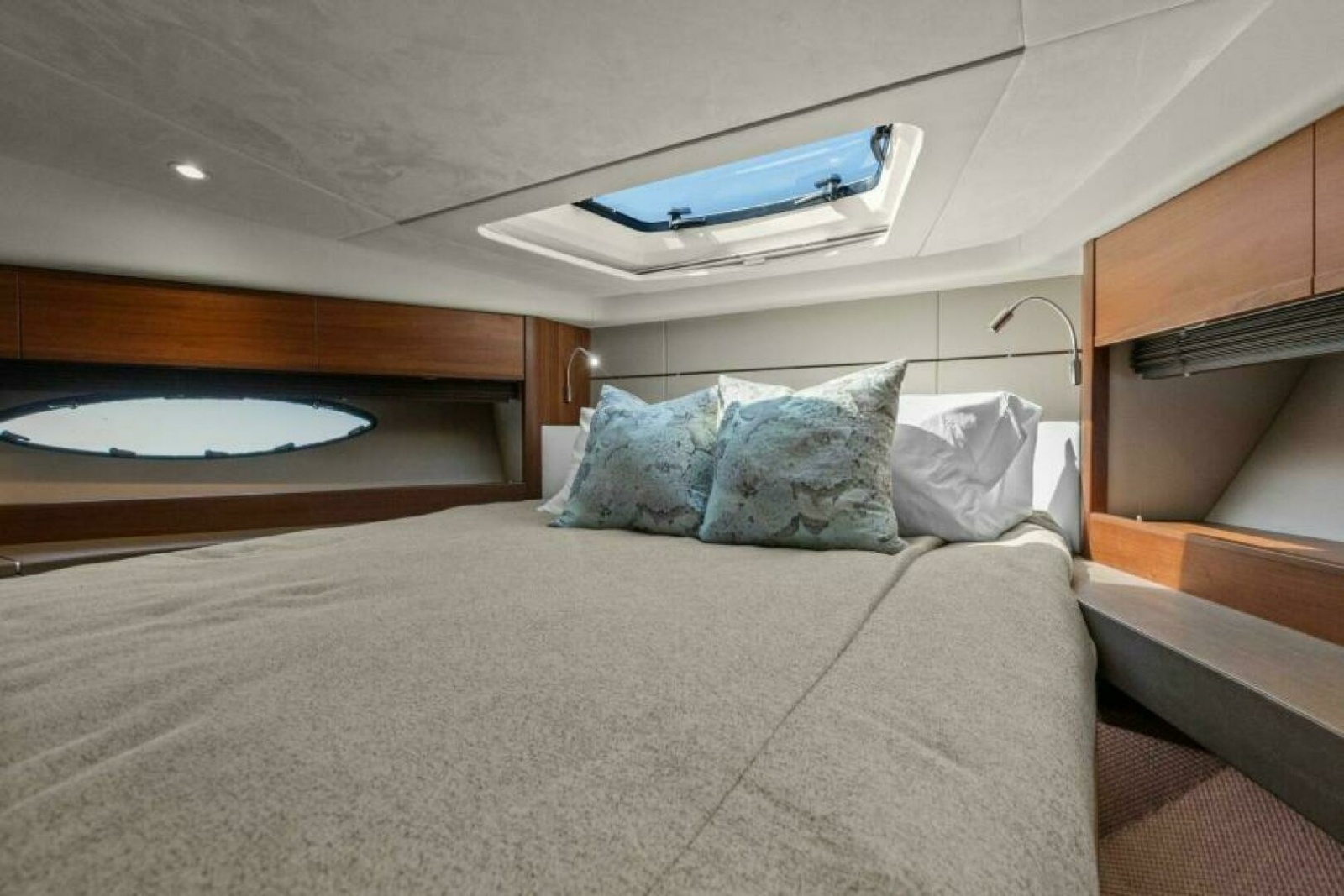 60' 2016 Princess 60 Flybridge