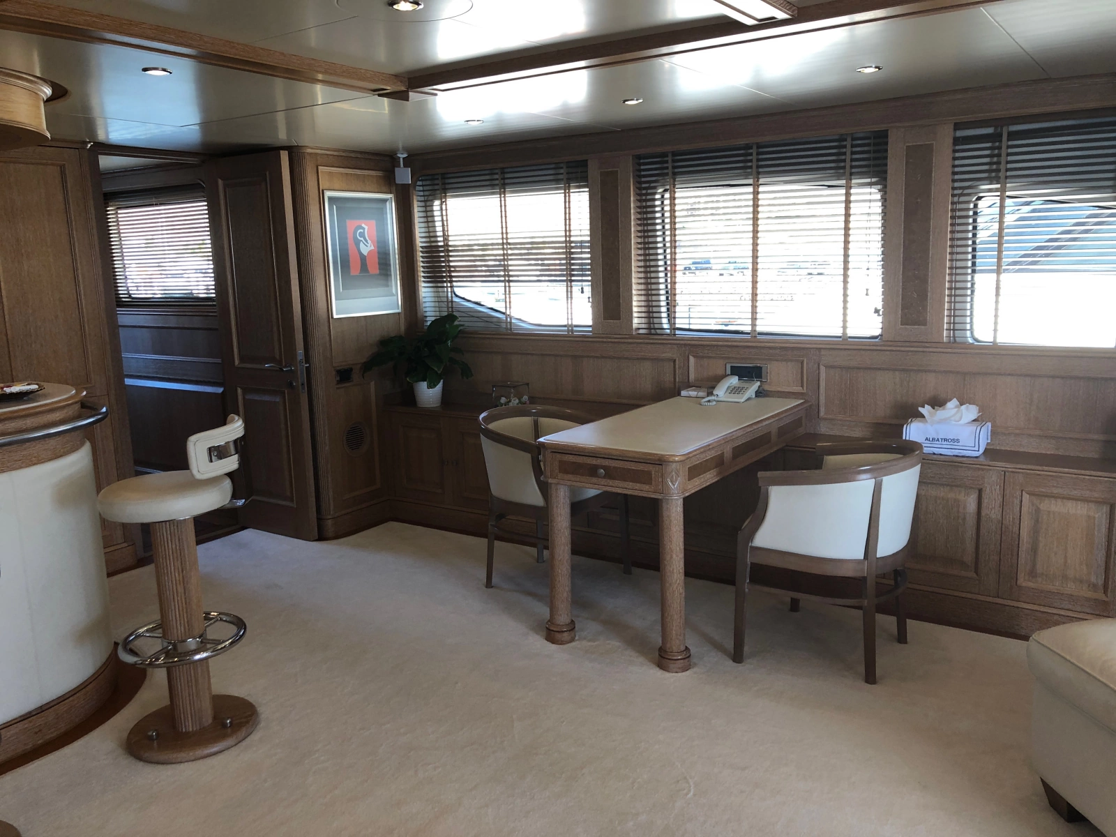 2004 Benetti Cockpit