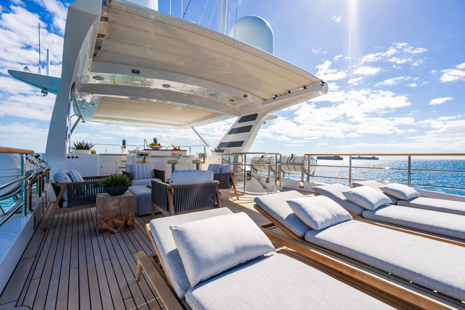 2011 Benetti Classic 121