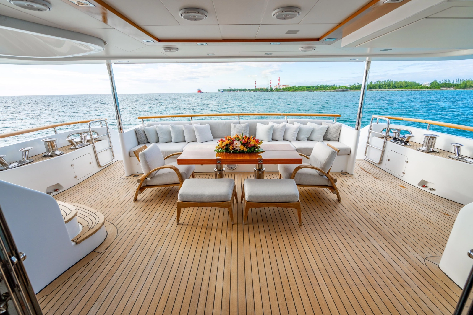 2011 Benetti Classic 121
