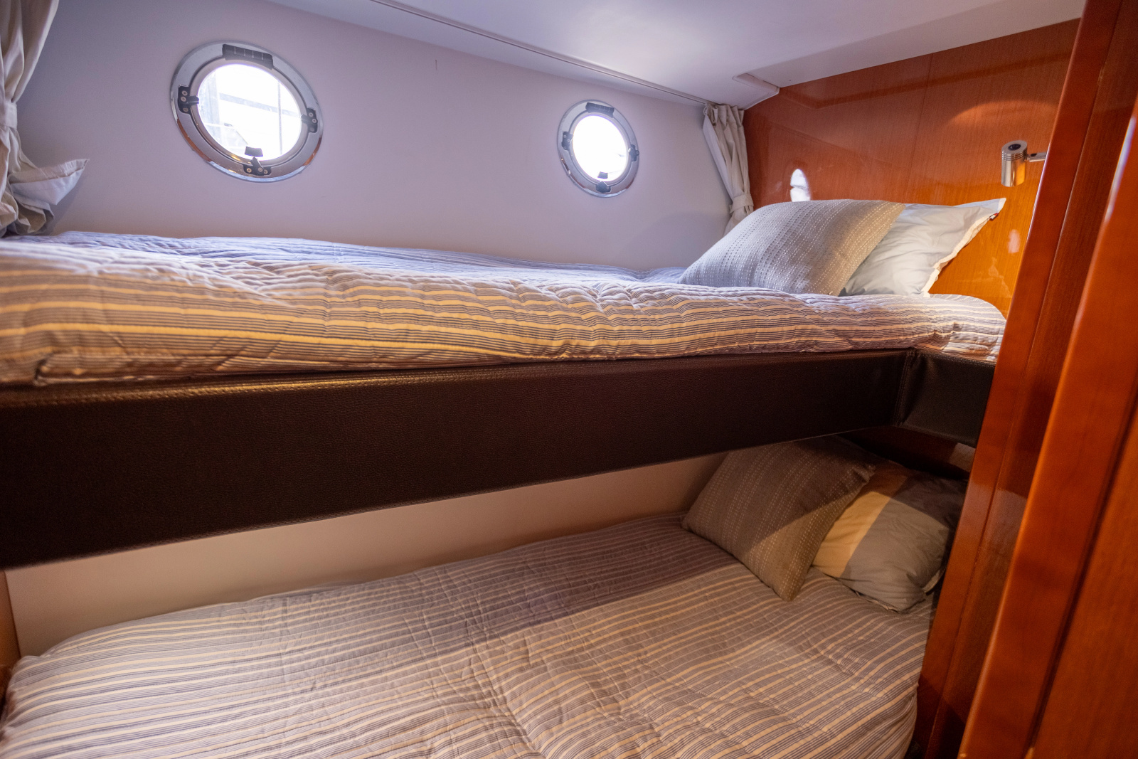 2017 Beneteau Swift Trawler 50