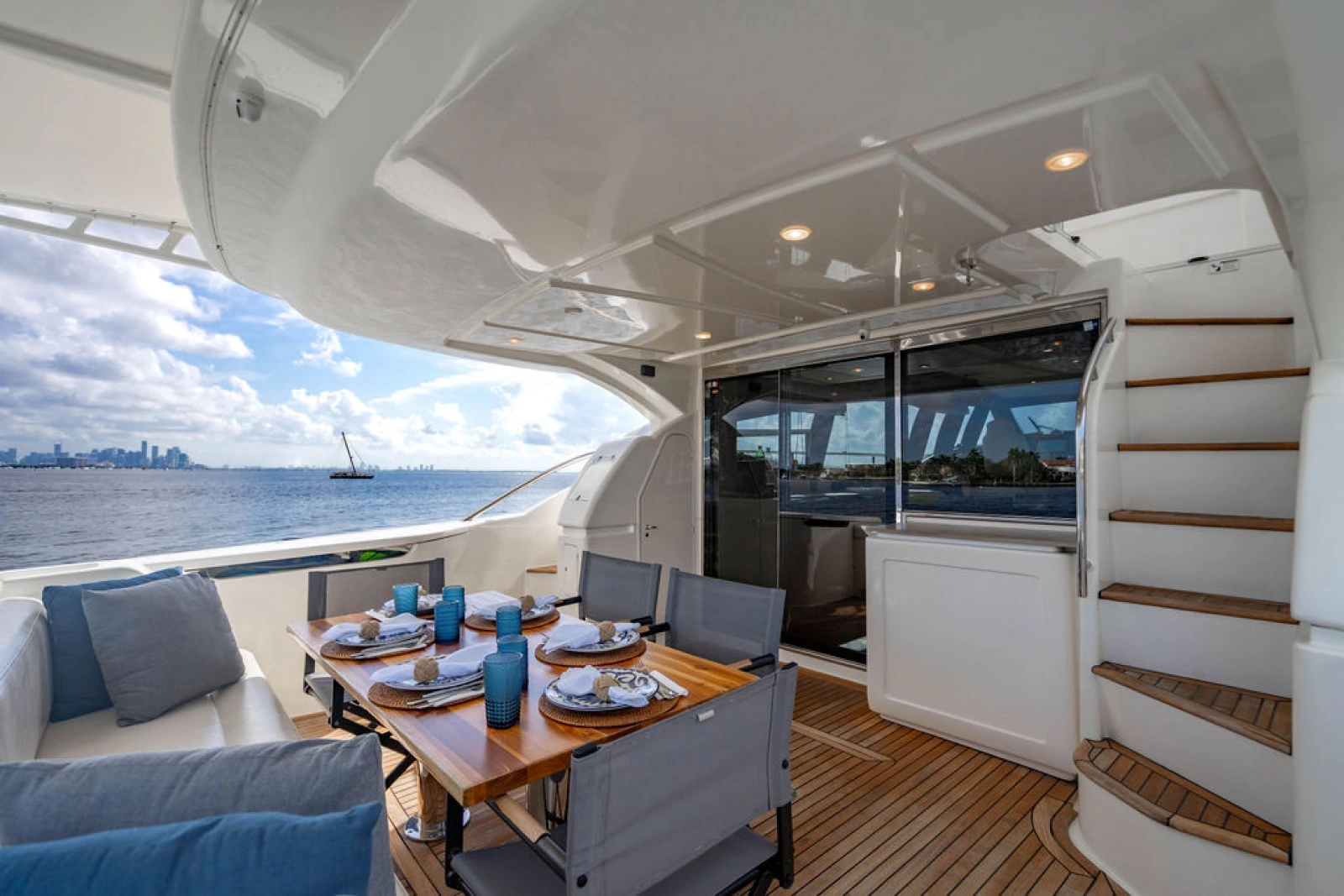 2012 Ferretti Yachts 62 FLY