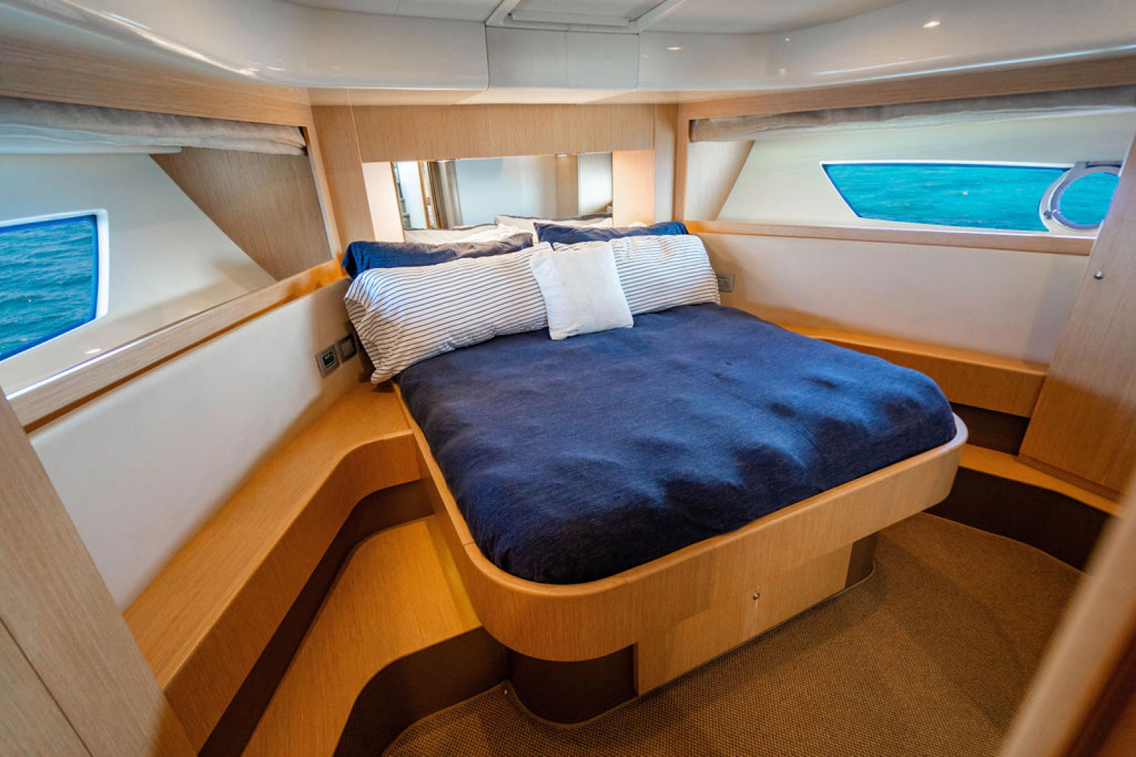 2012 Ferretti Yachts 62 FLY