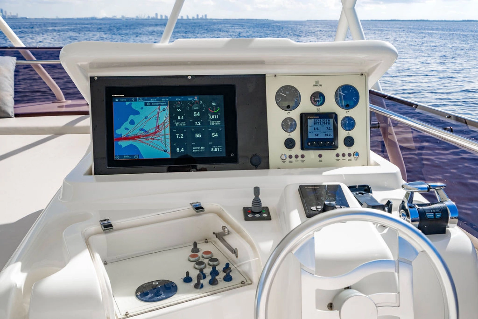 2012 Ferretti Yachts 62 FLY