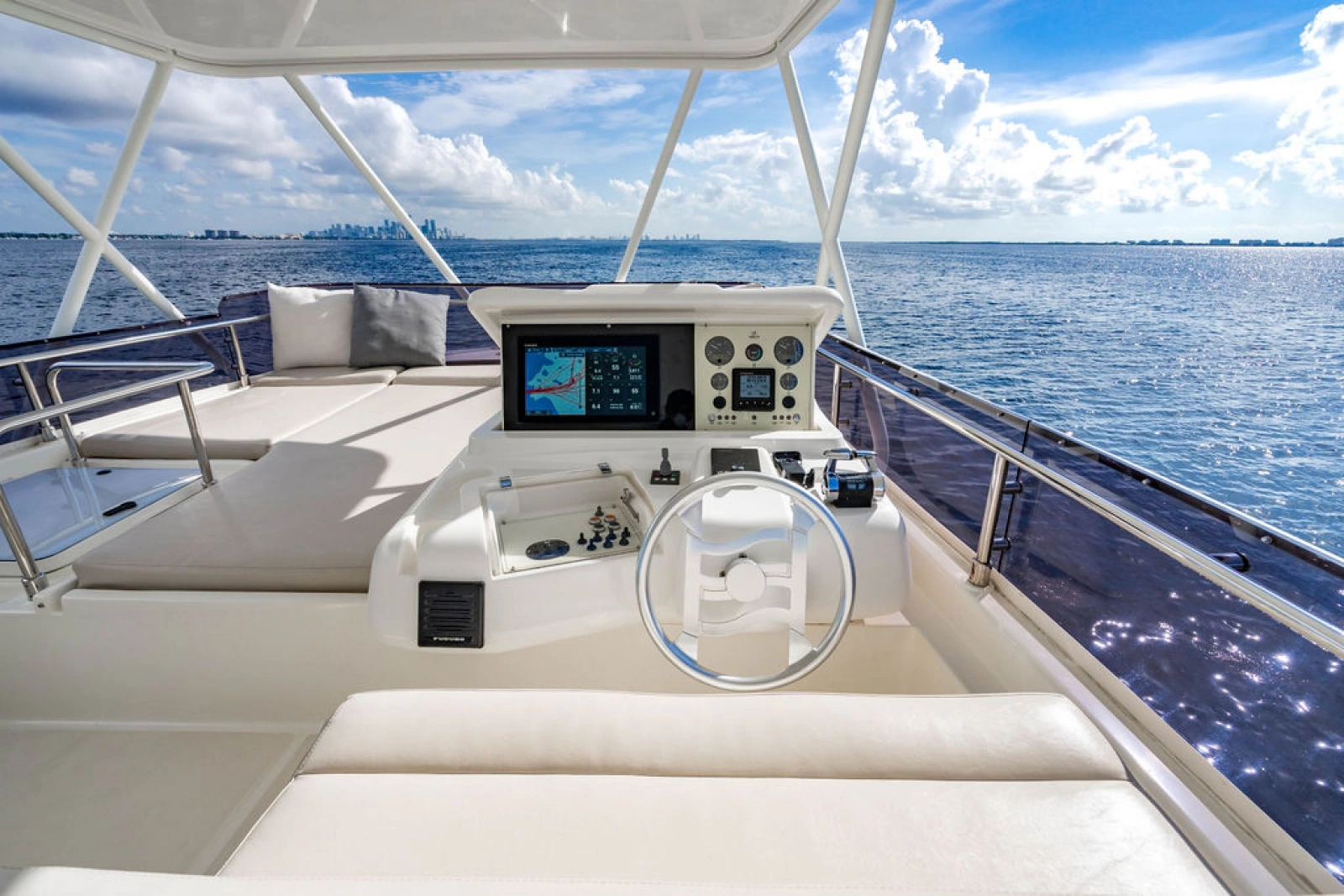 2012 Ferretti Yachts 62 FLY