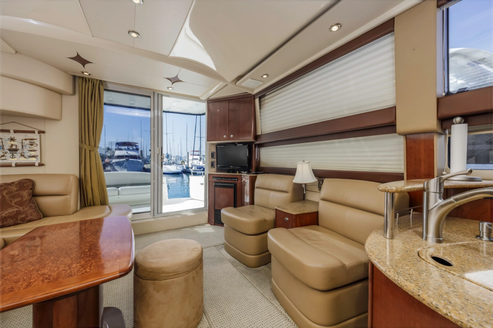 2008 Meridian 391 Sedan Bridge