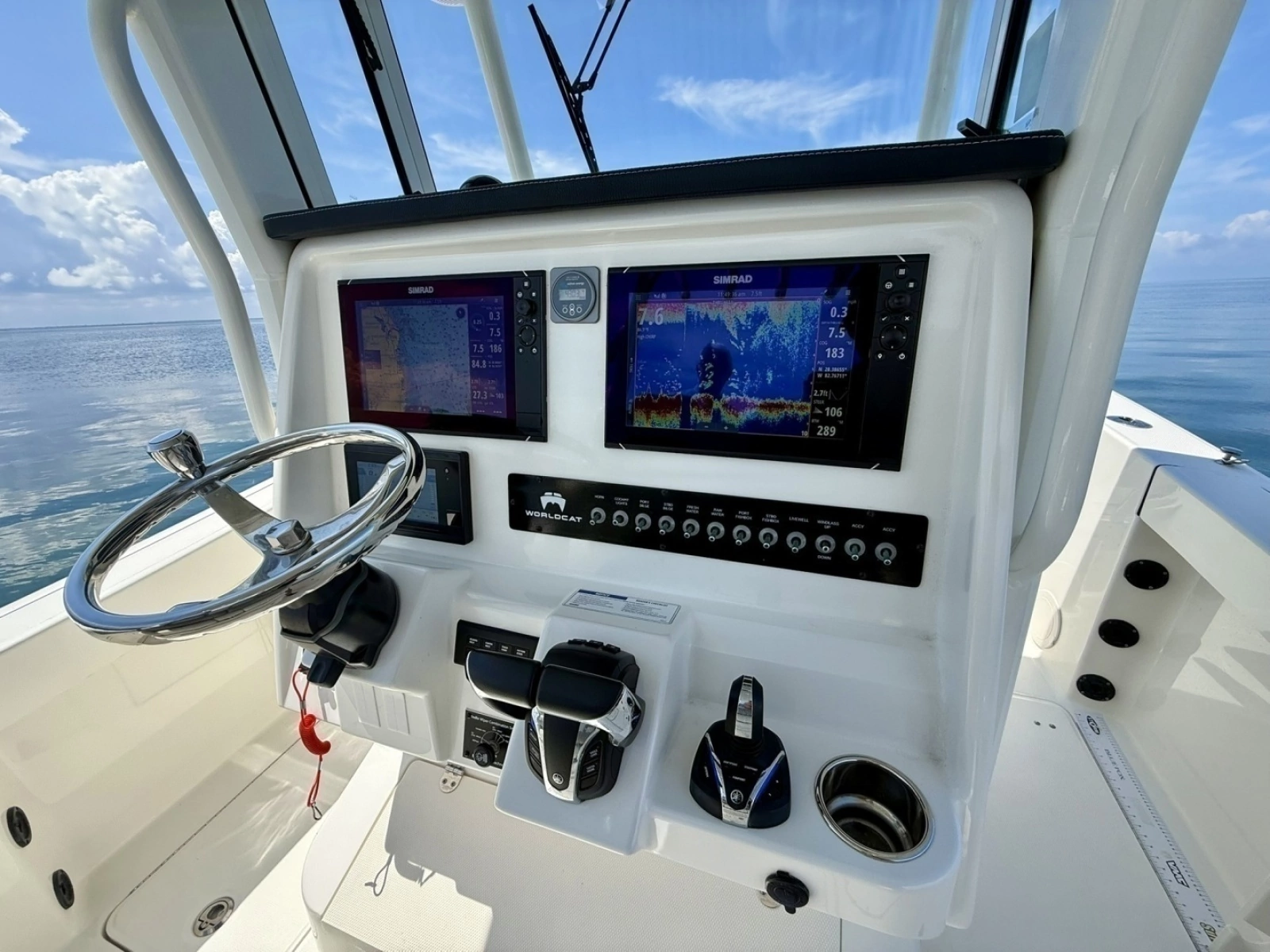 29ft World Cat Yacht For Sale