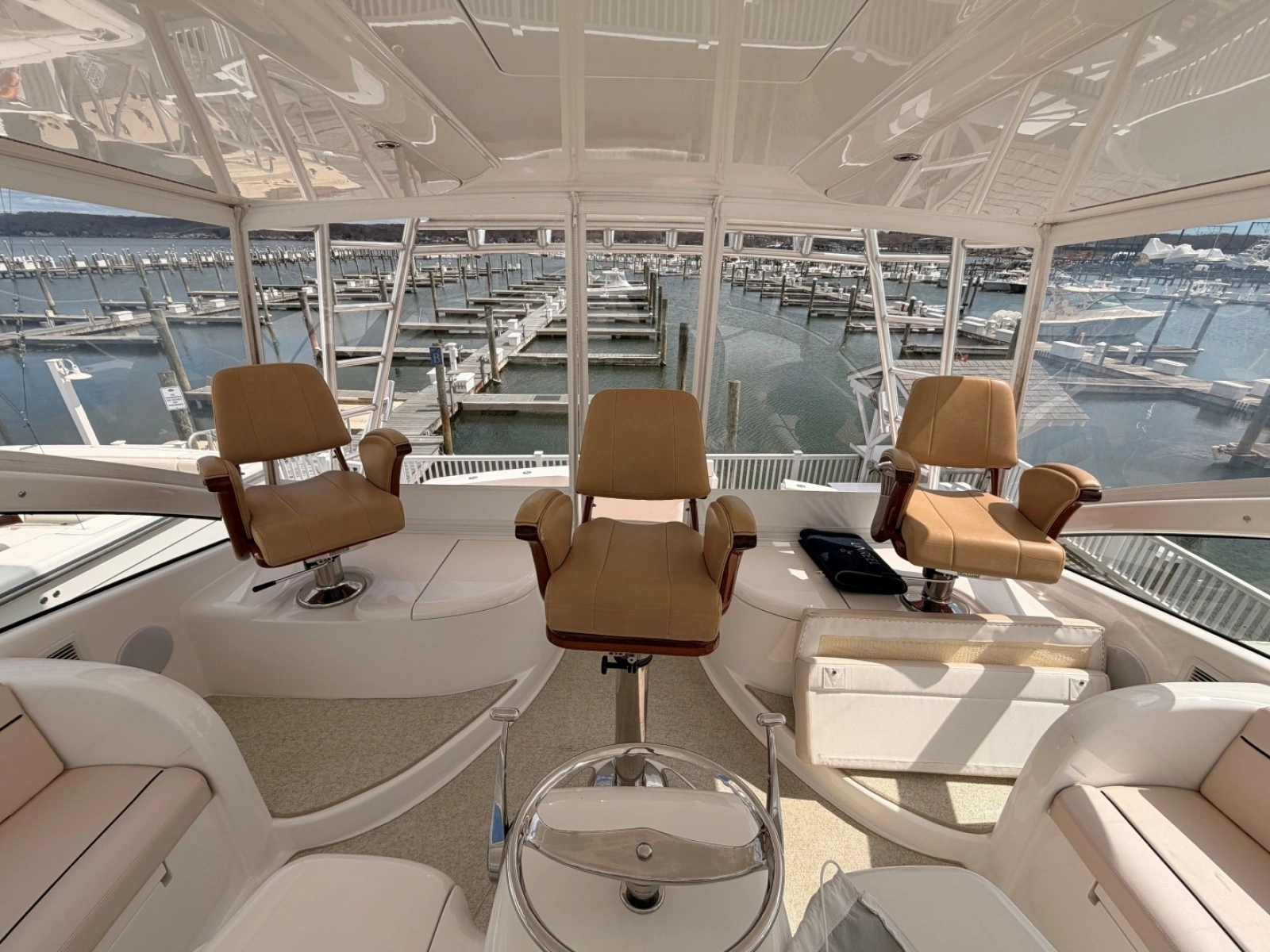 Viking 42 UNREEL - Helm Chairs