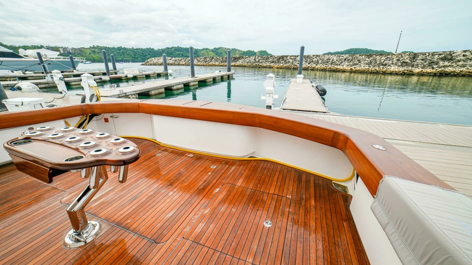 2023 Viking 73 Convertible "Free Spool" - Cockpit
