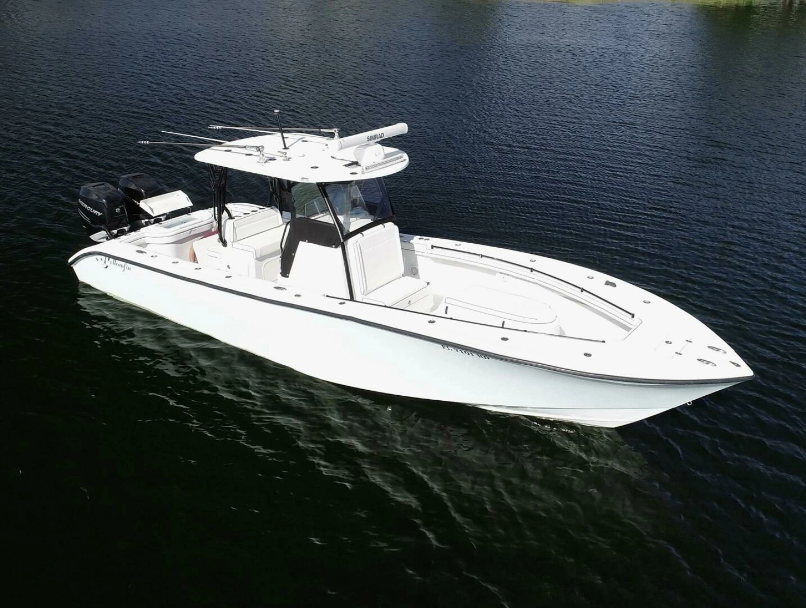 2017 Yellowfin 32 Center Console - Profile