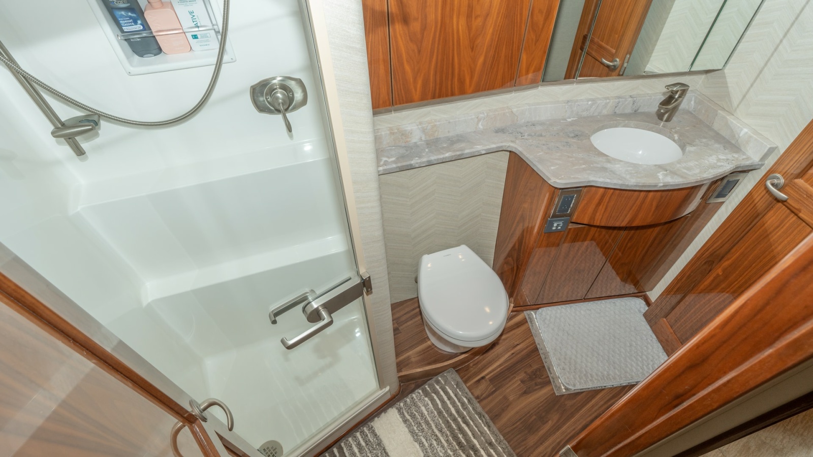 Luxurious Ensuite Bathroom