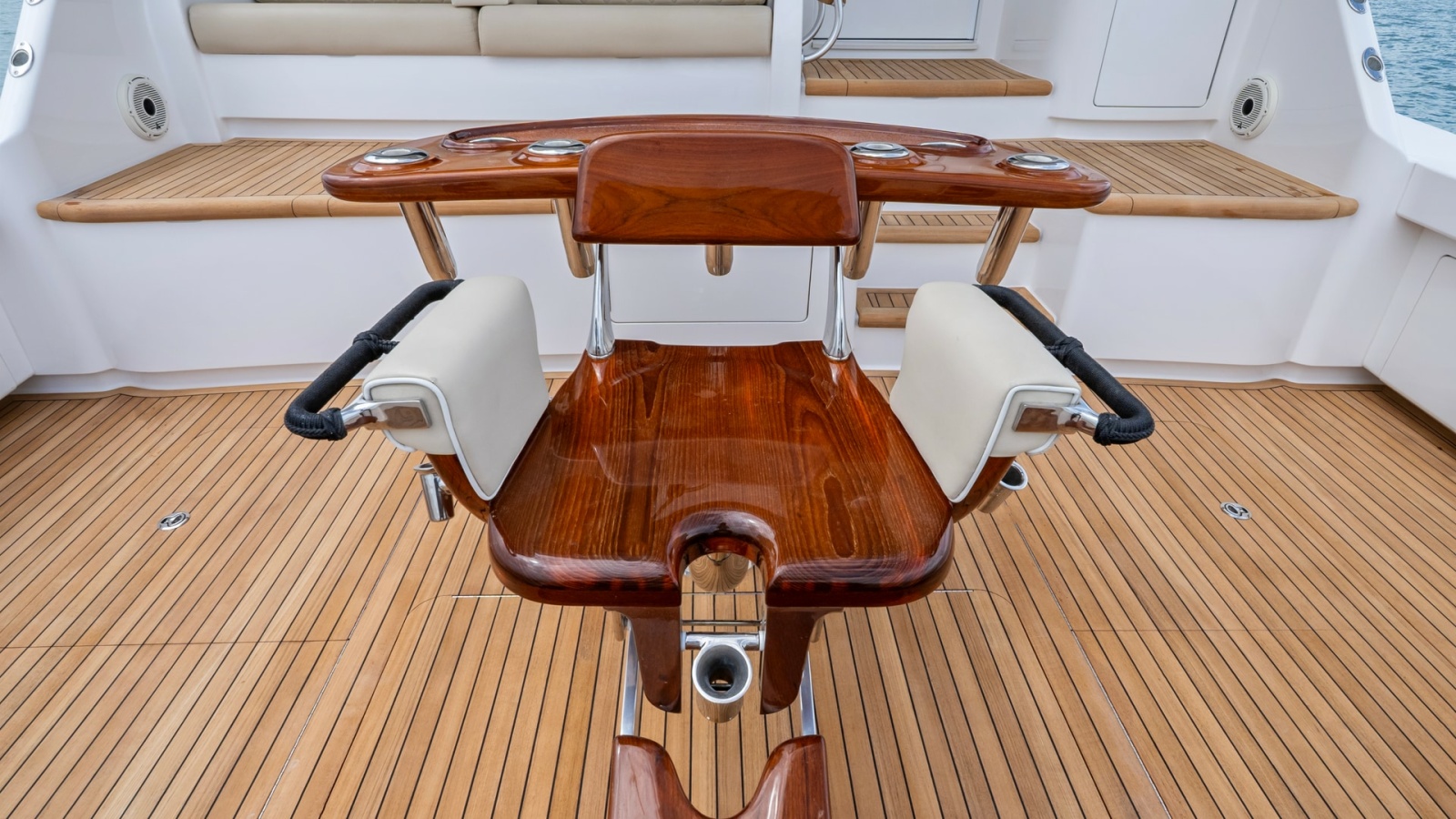 Cockpit with Fighting Chair