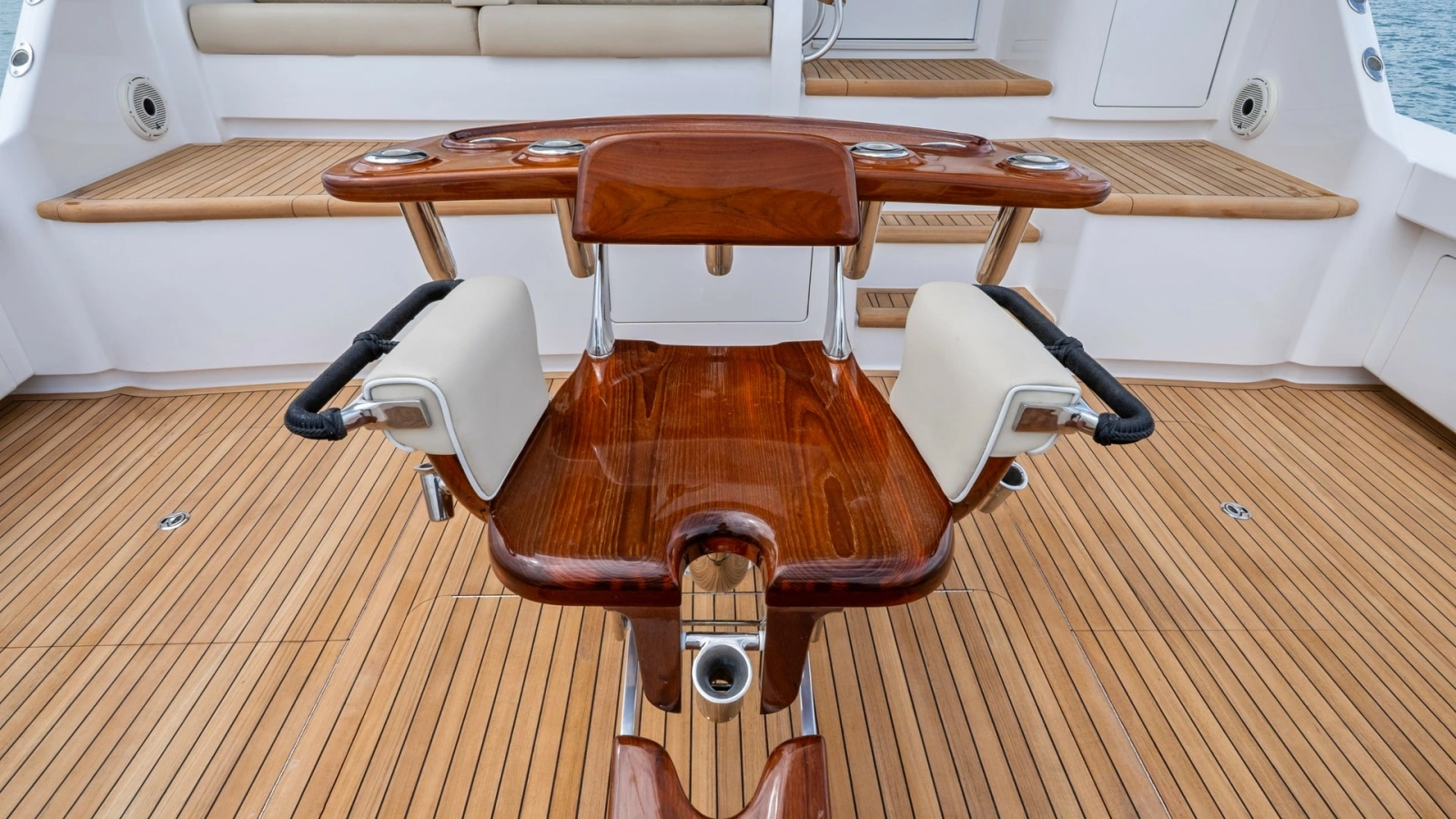 Cockpit with Fighting Chair