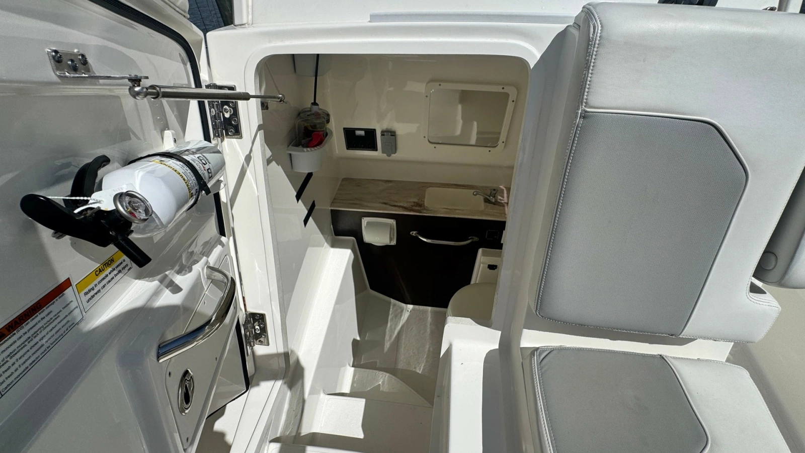 2022 Pursuit S288-