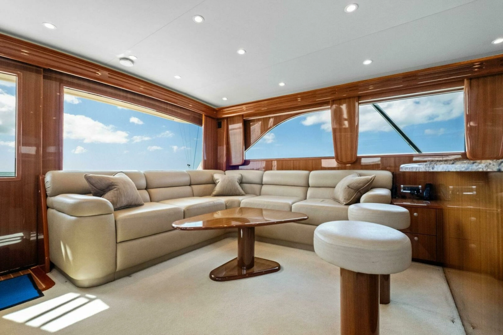20  64ft Viking Yacht For Sale