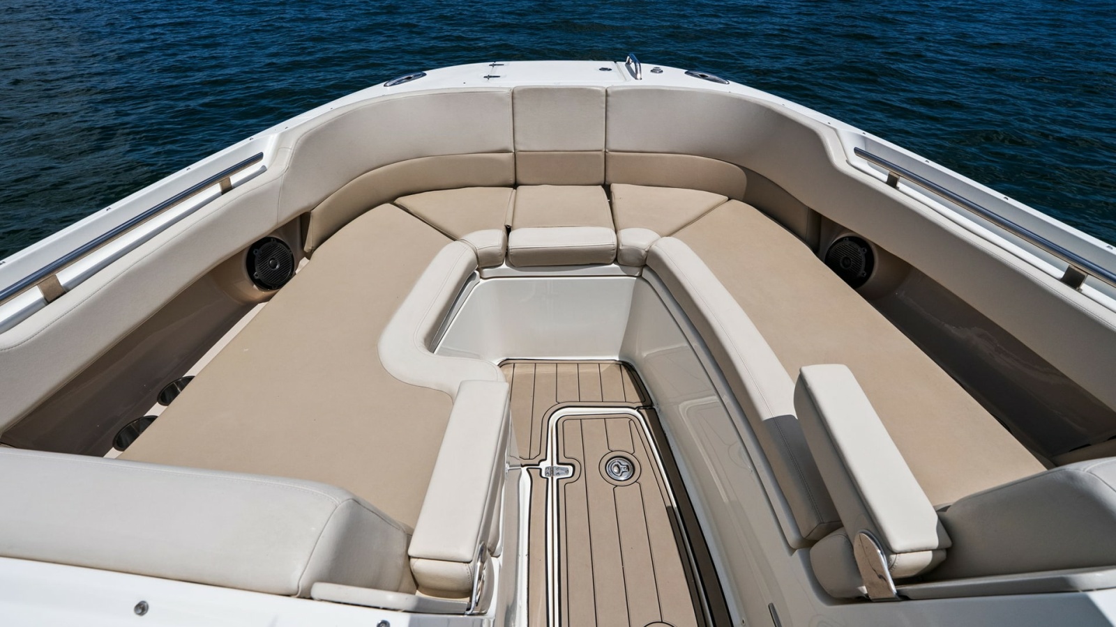 Spacious Bow Seating Area