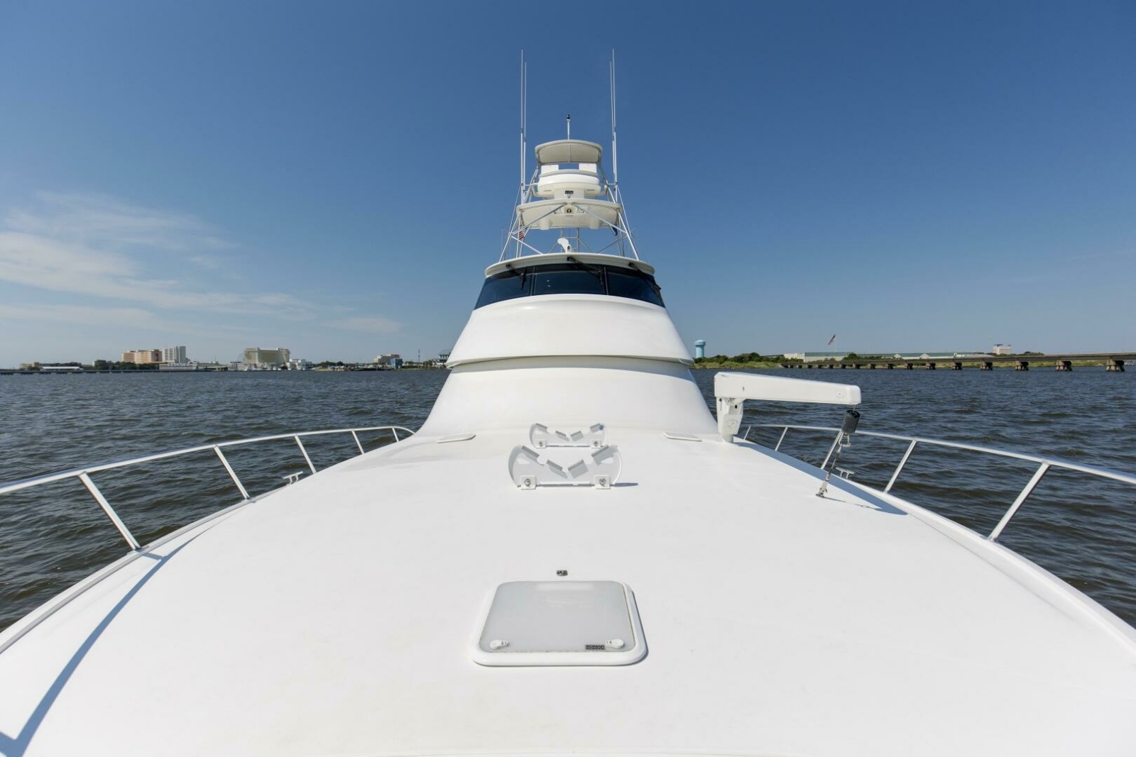 64' 2007 Viking 64 Enclosed Bridge
