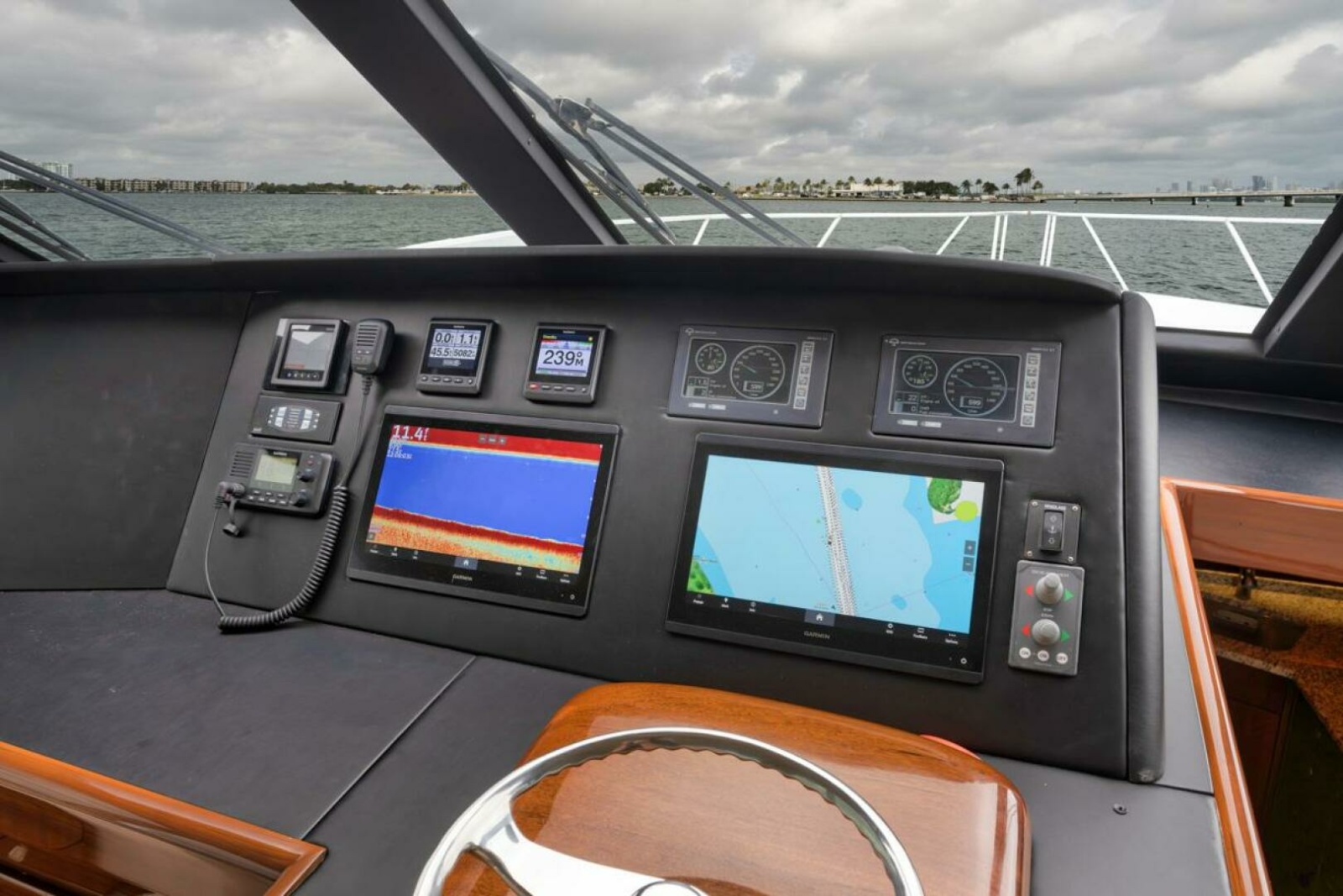 Viking 52 Smooth Operator-Helm