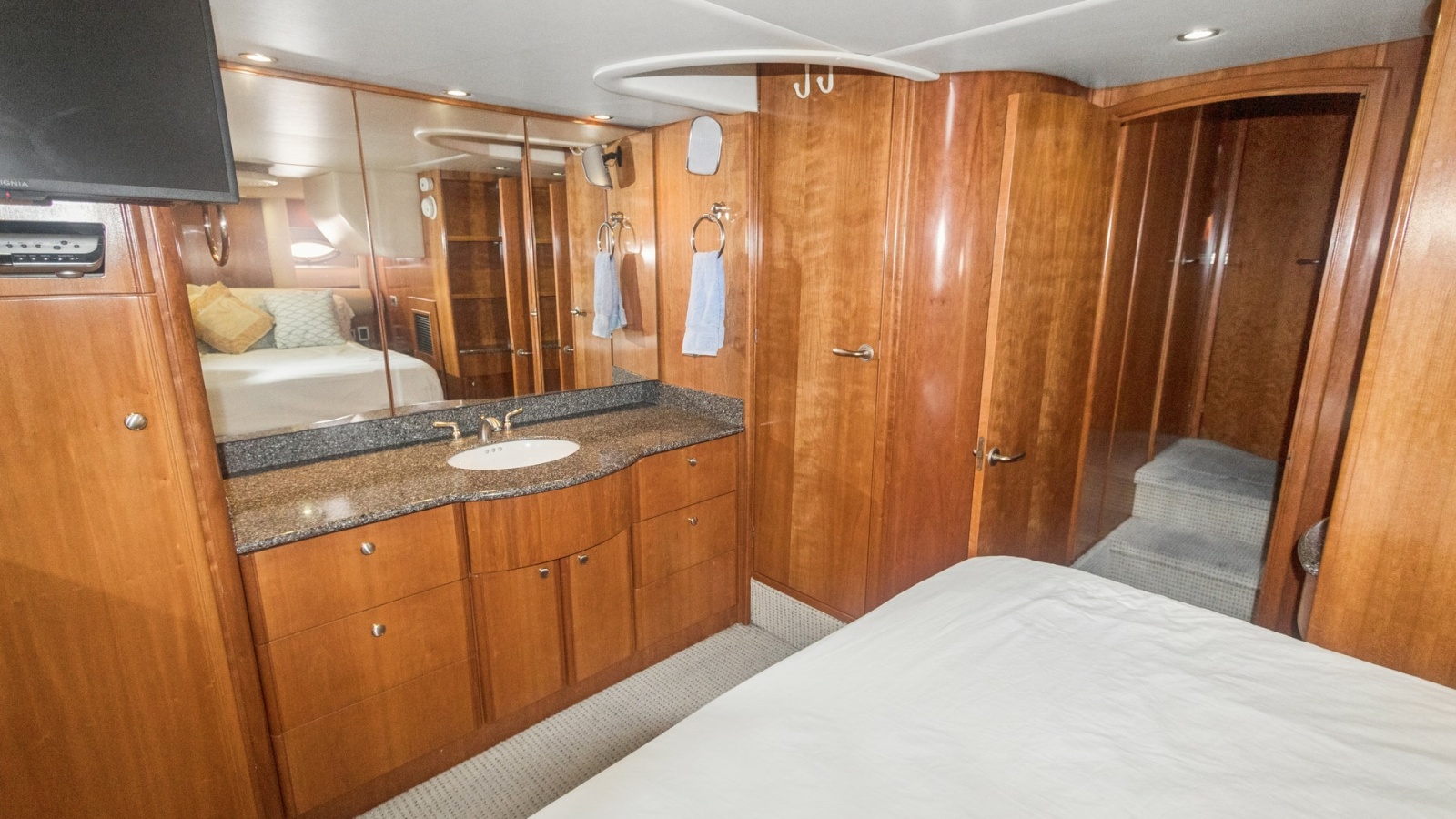 Master Stateroom with Vanity