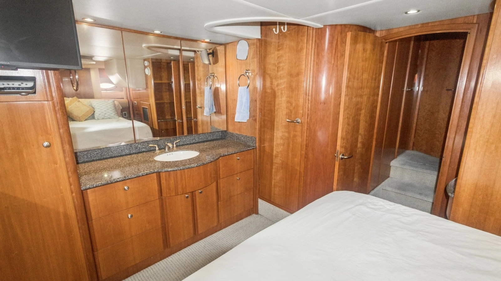 Master Stateroom with Vanity