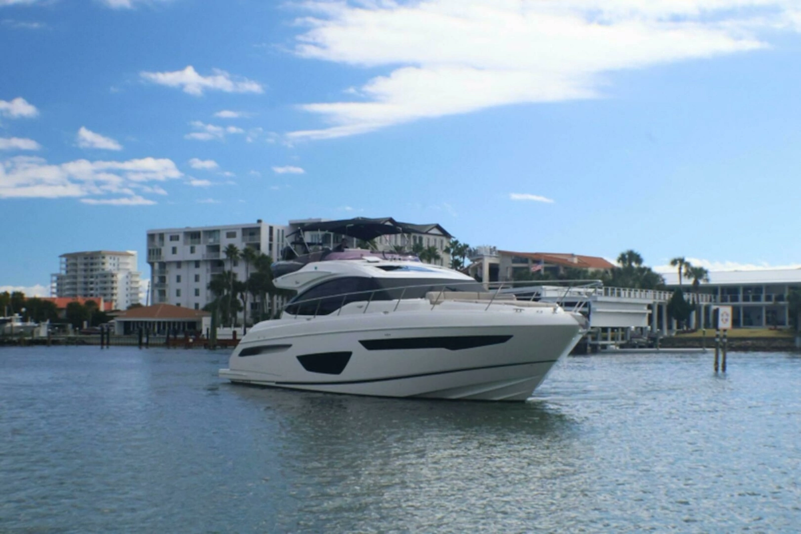 CREWSZING 65ft Princess Yacht For Sale