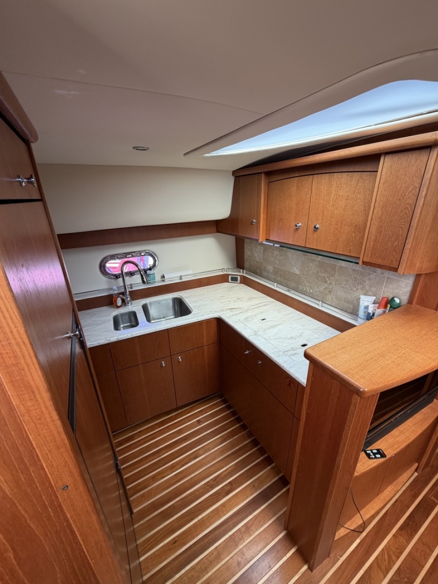 2013 Tiara Yachts 4500 Sovran