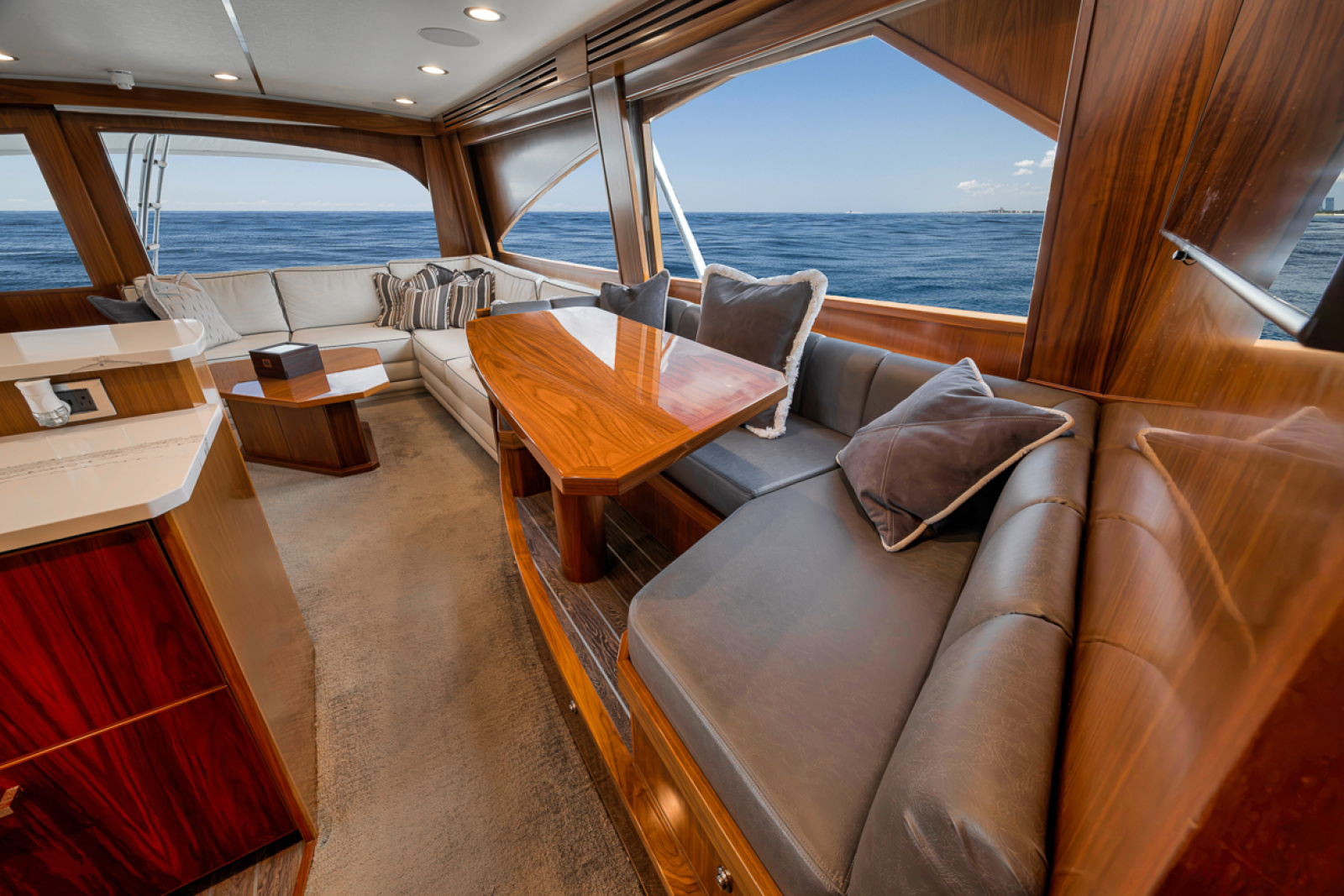 2020 Viking 68 Convertible