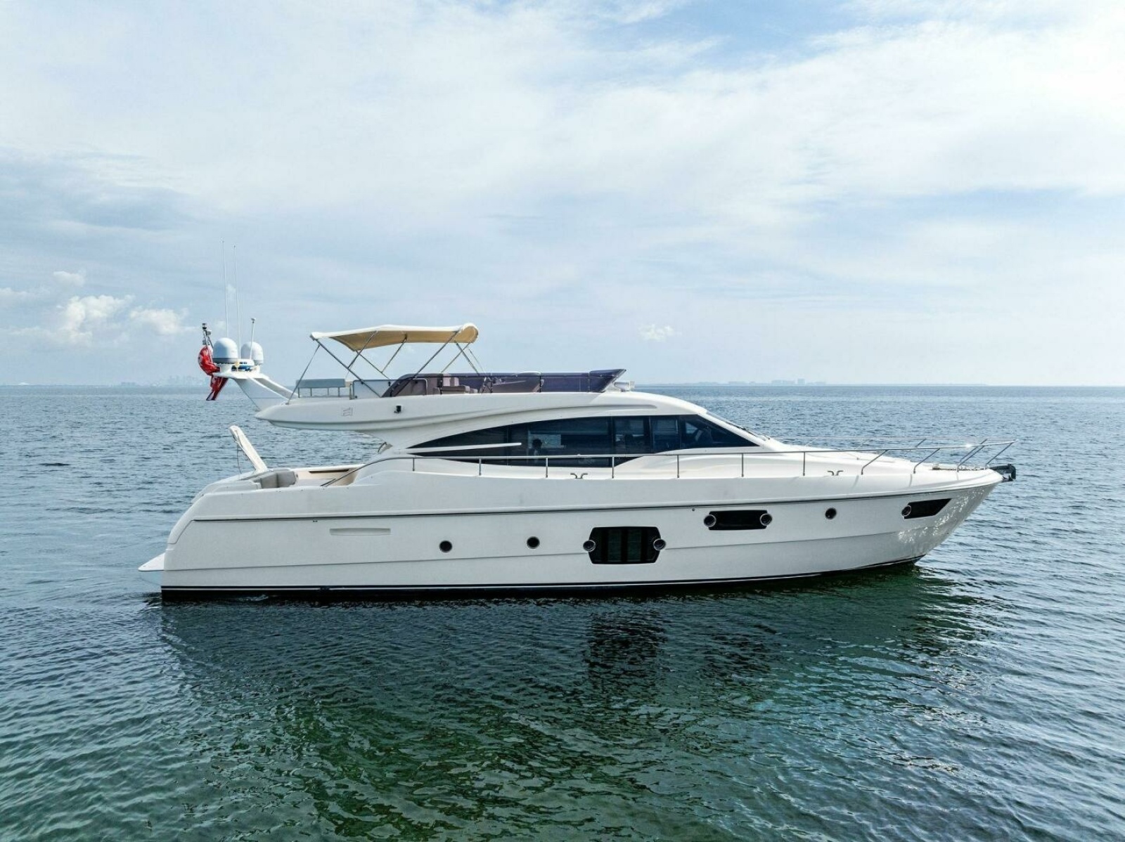 62' 2013 Ferretti Yachts 620