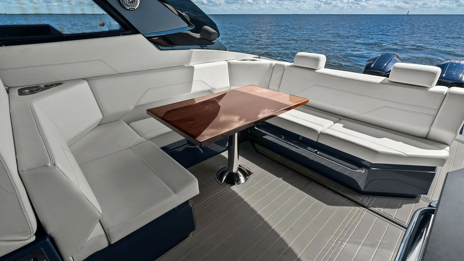 Aft Deck with L-Shaped Seating