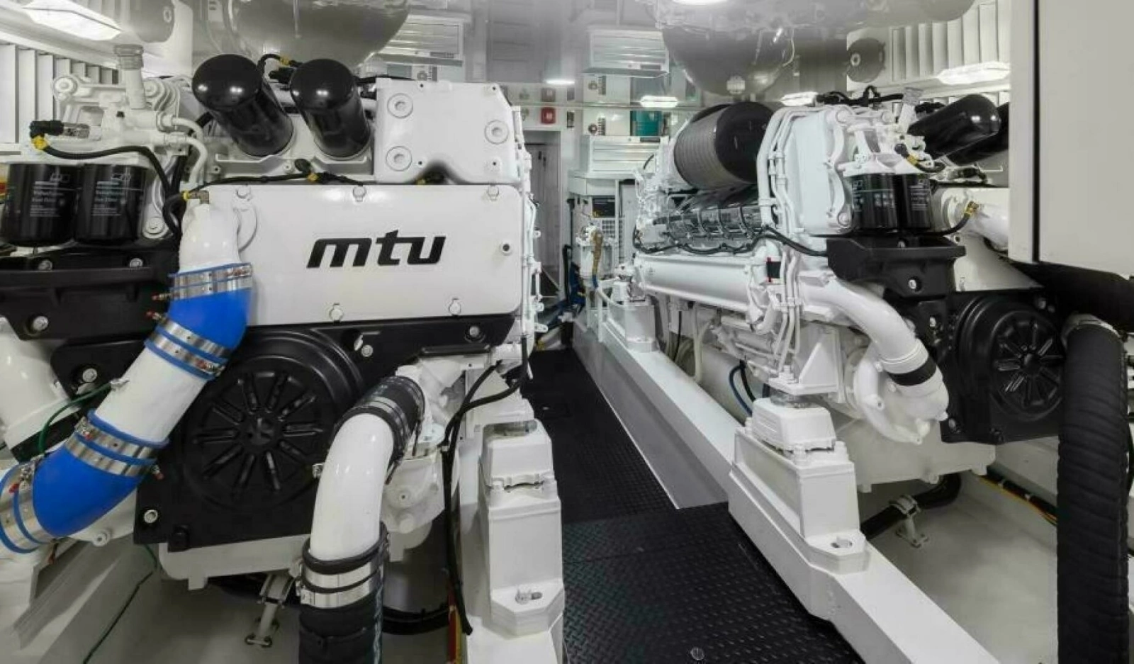 New 68 Viking Enclosed Bridge