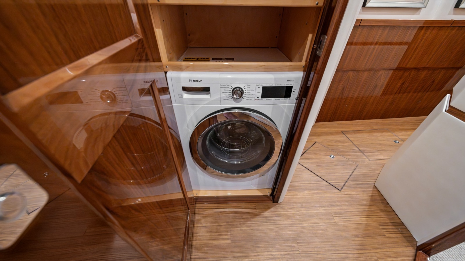 Laundry Area with Washer/Dryer Unit