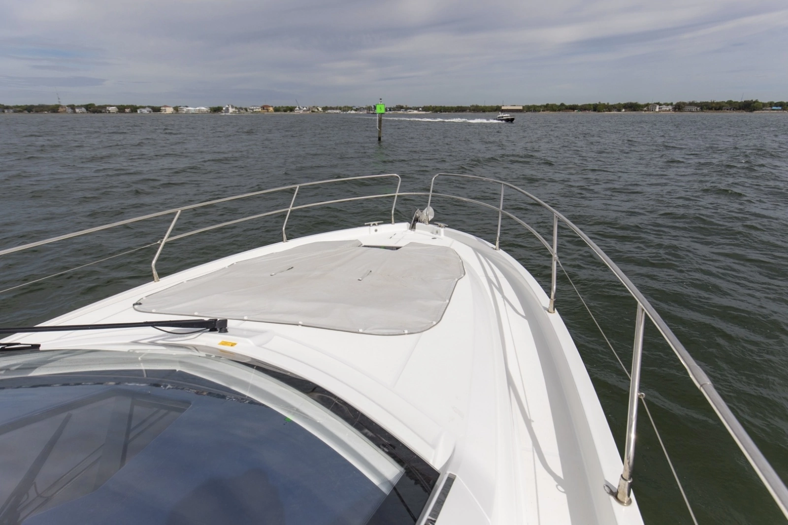 2022 Beneteau 41 Grand Turismo War Downs Eagle Bow (4)