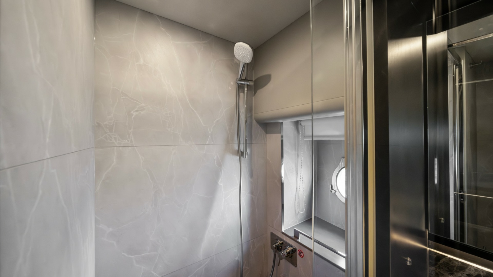 Luxurious Ensuite Shower