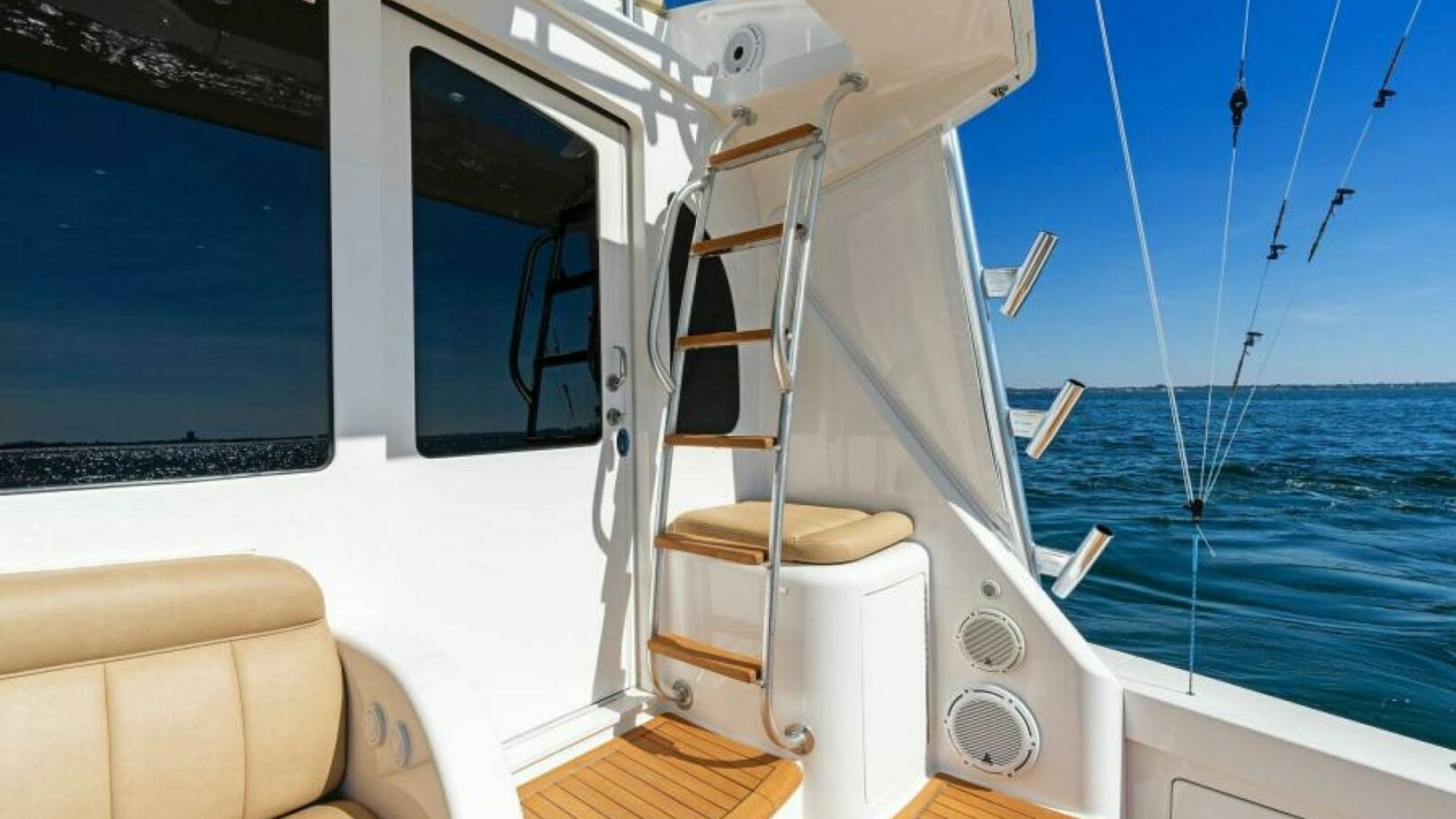 Cockpit with Ladder Access