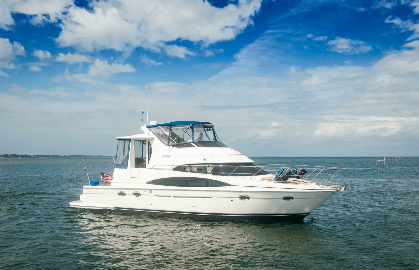 47' 2002 Carver 444 Cockpit Motor Yacht