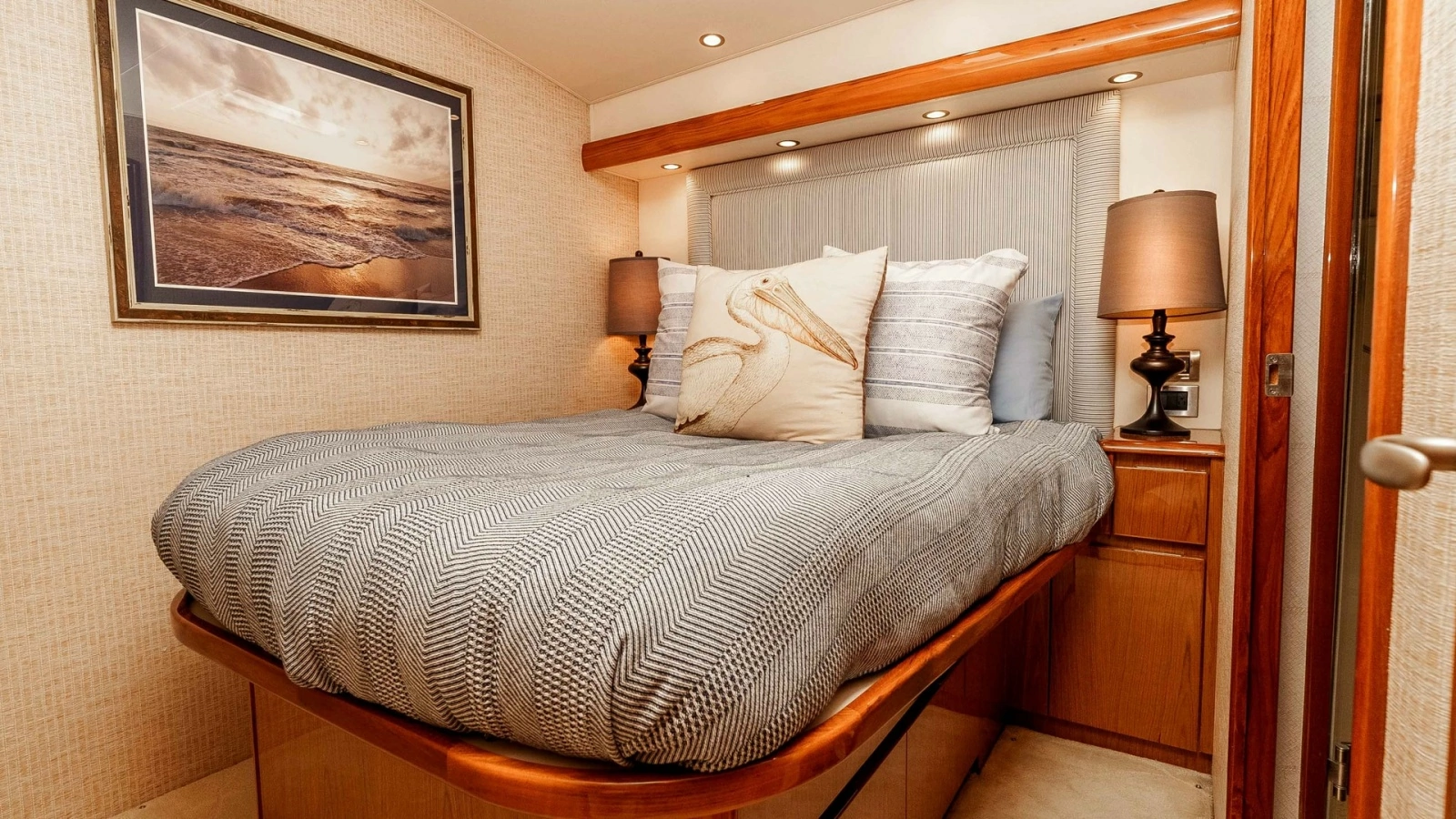 2014 Viking 76 Enclosed Bridge "TRANQUILO" Guest Stateroom