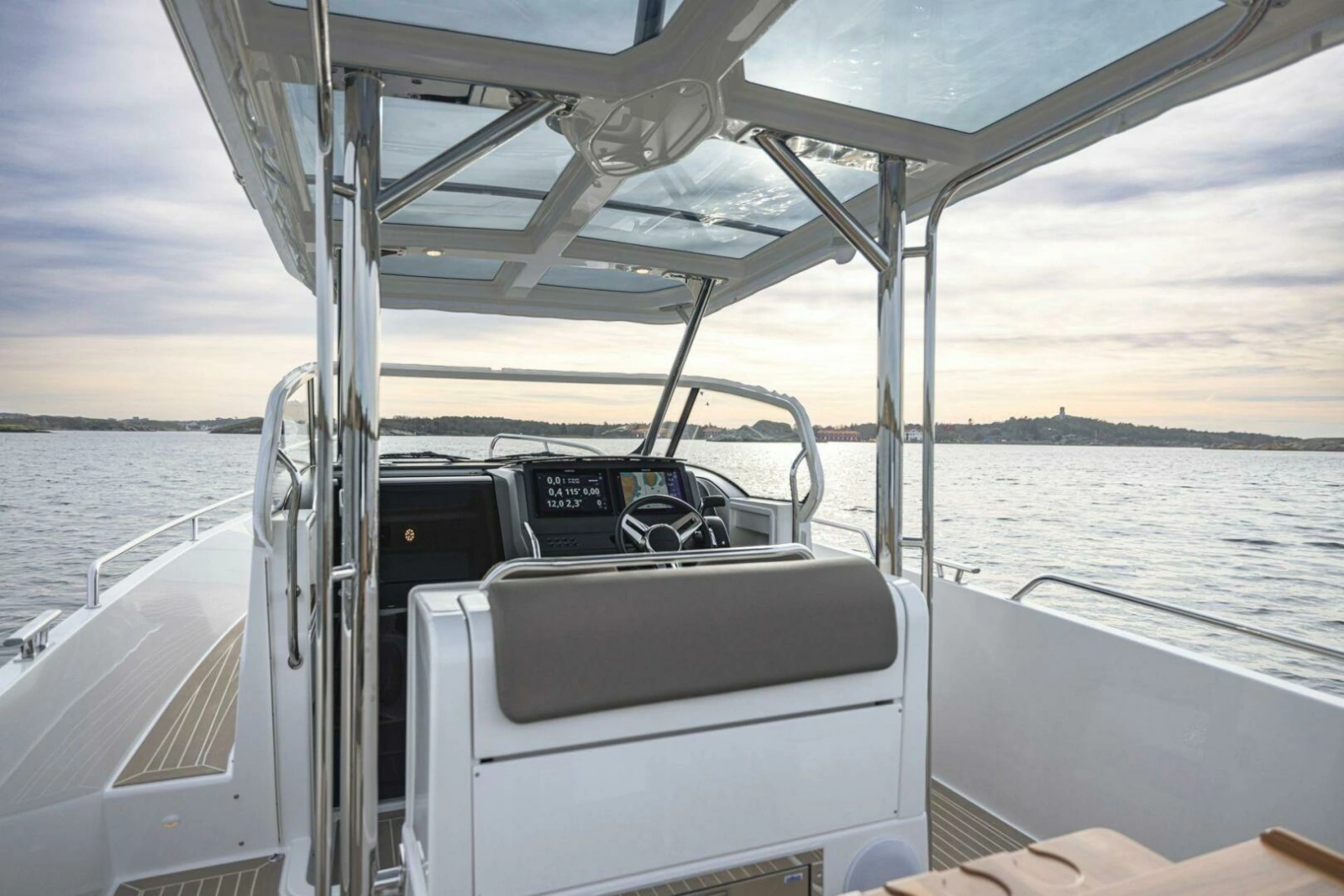 Nimbus Tender 9 Console