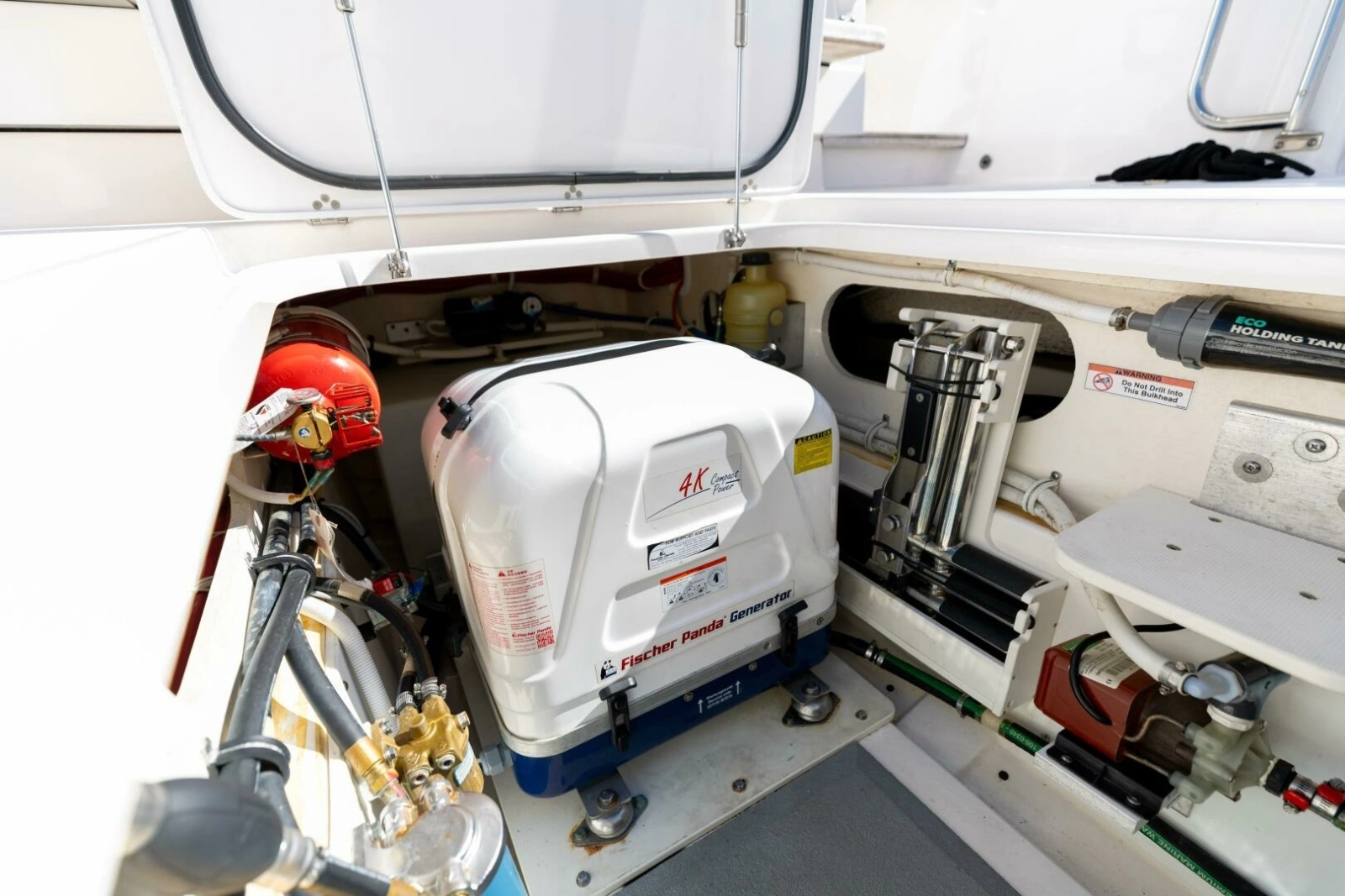 2019 Pursuit S 368 Moon Dogg Generator