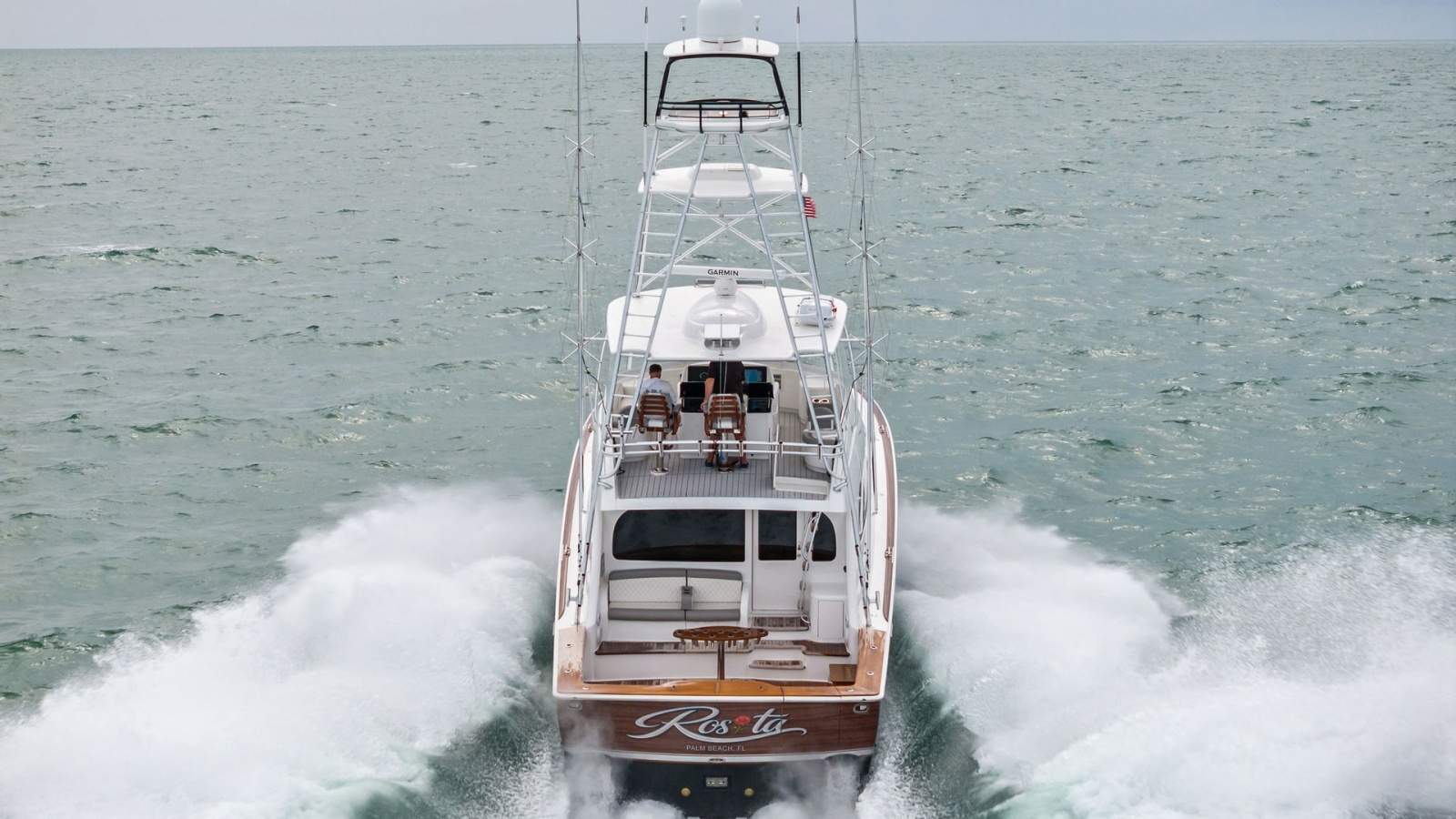 Aft View with Wake Action