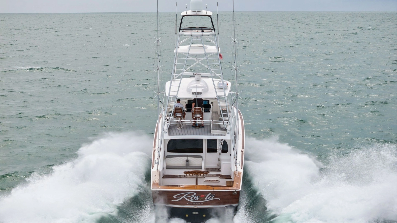 Aft View with Wake Action