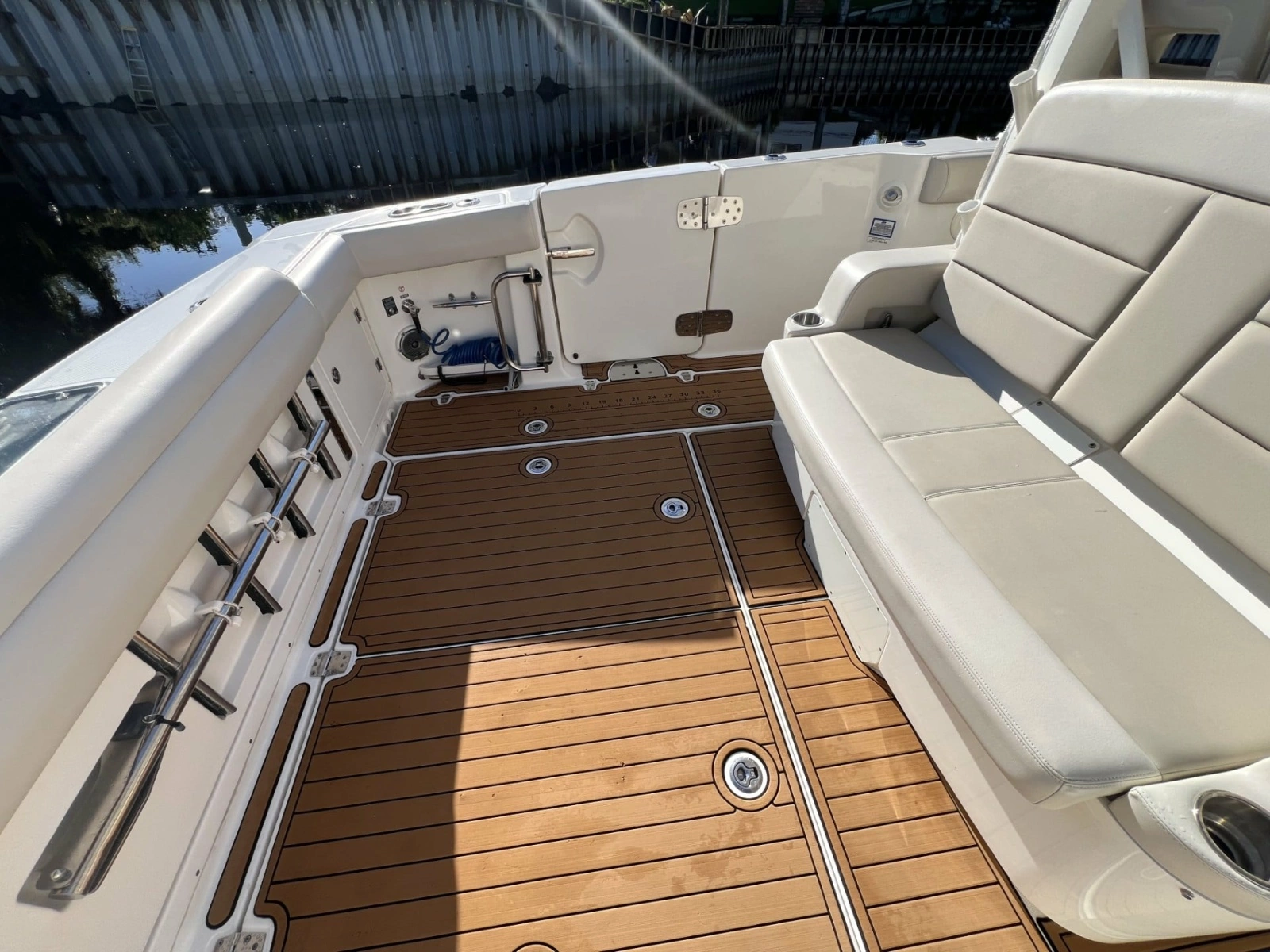2017 Boston Whaler 380 Outrage