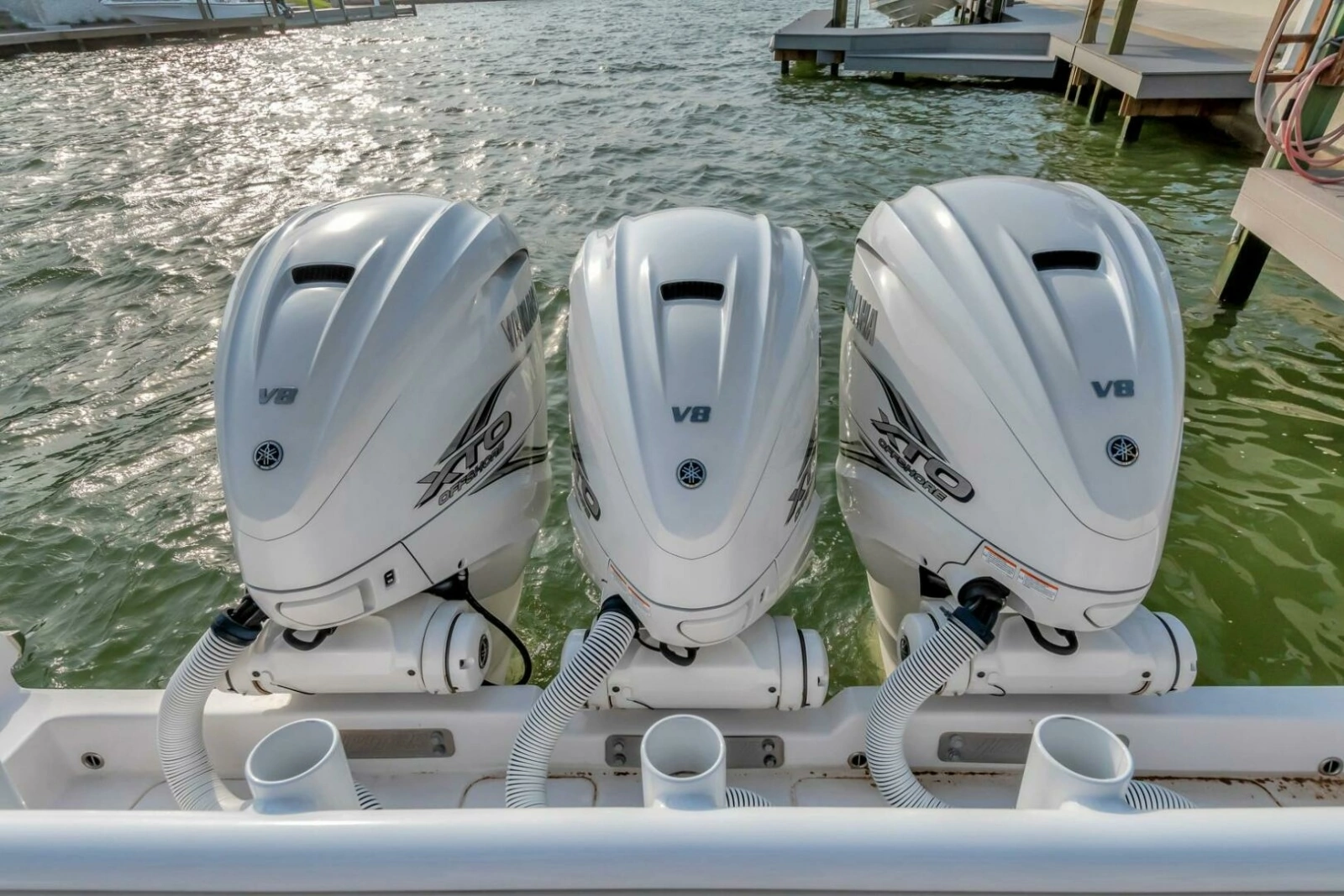 2023 Jupiter 43 Center Console 