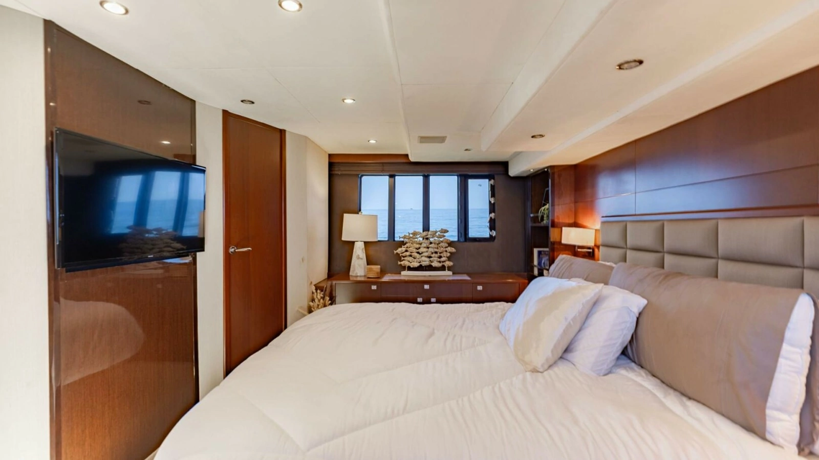 2011 Princess 64 'Harbor Story' - Master Stateroom