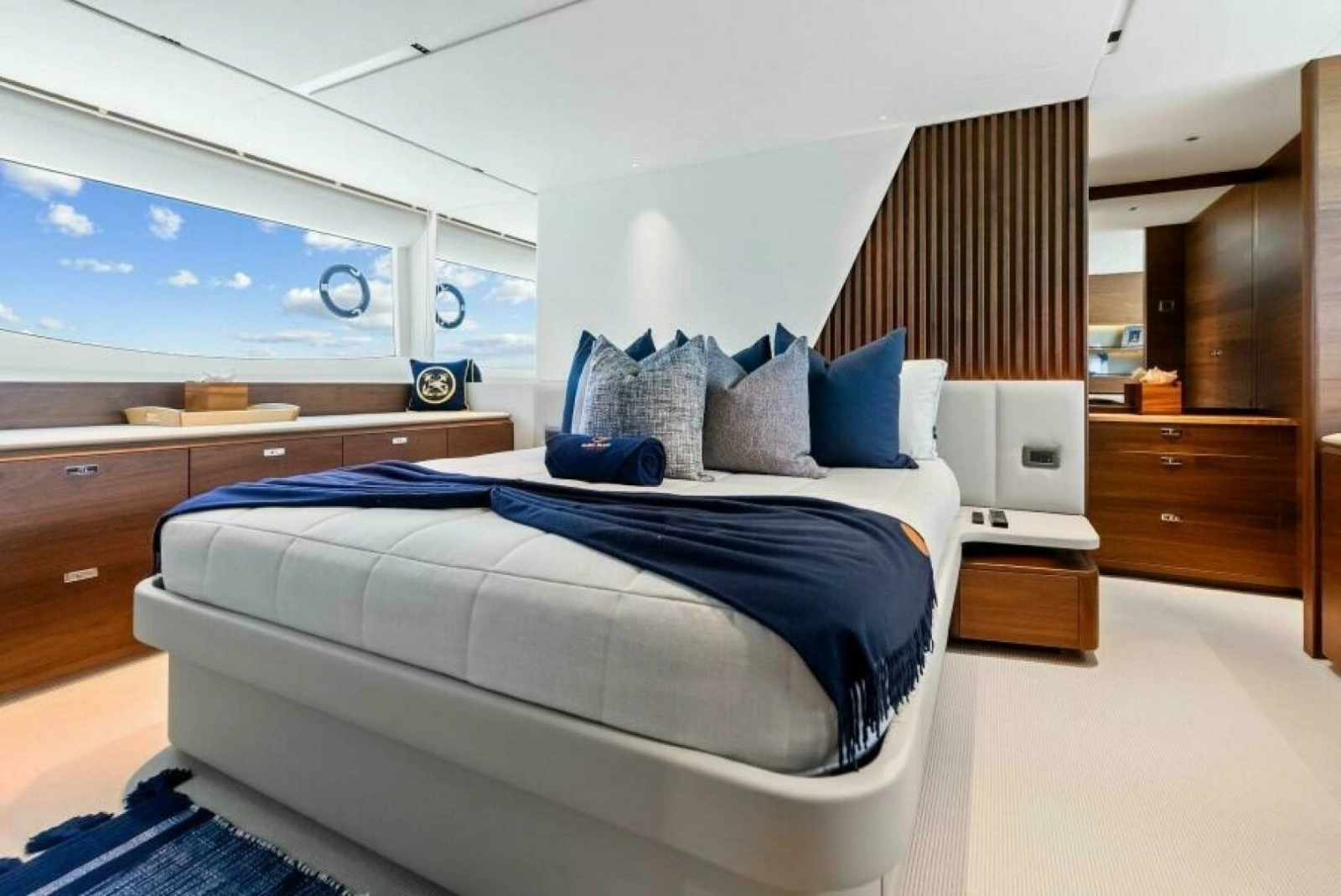 72ft Princess Yacht For Sale