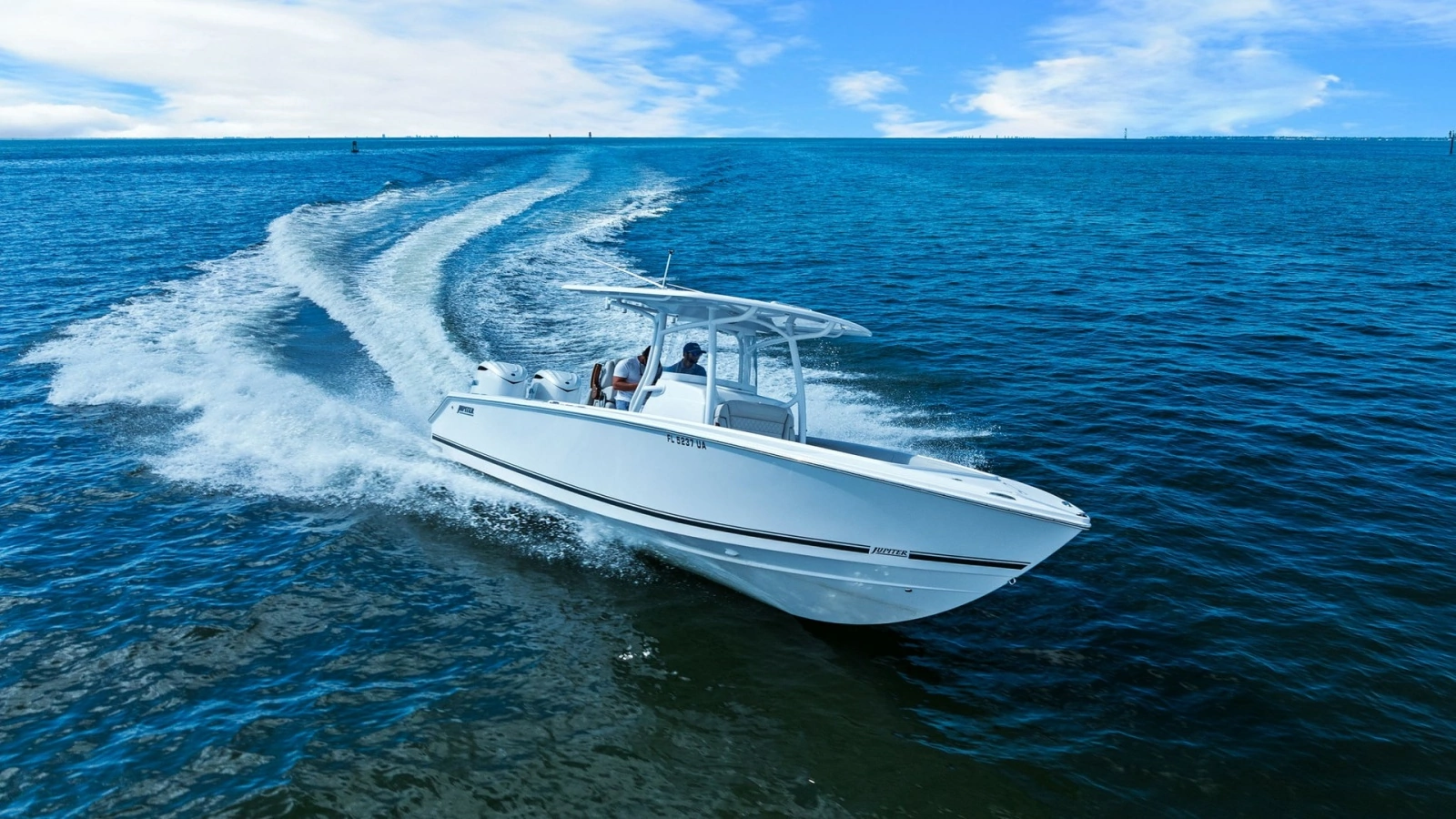 Dynamic Bow View in Motion