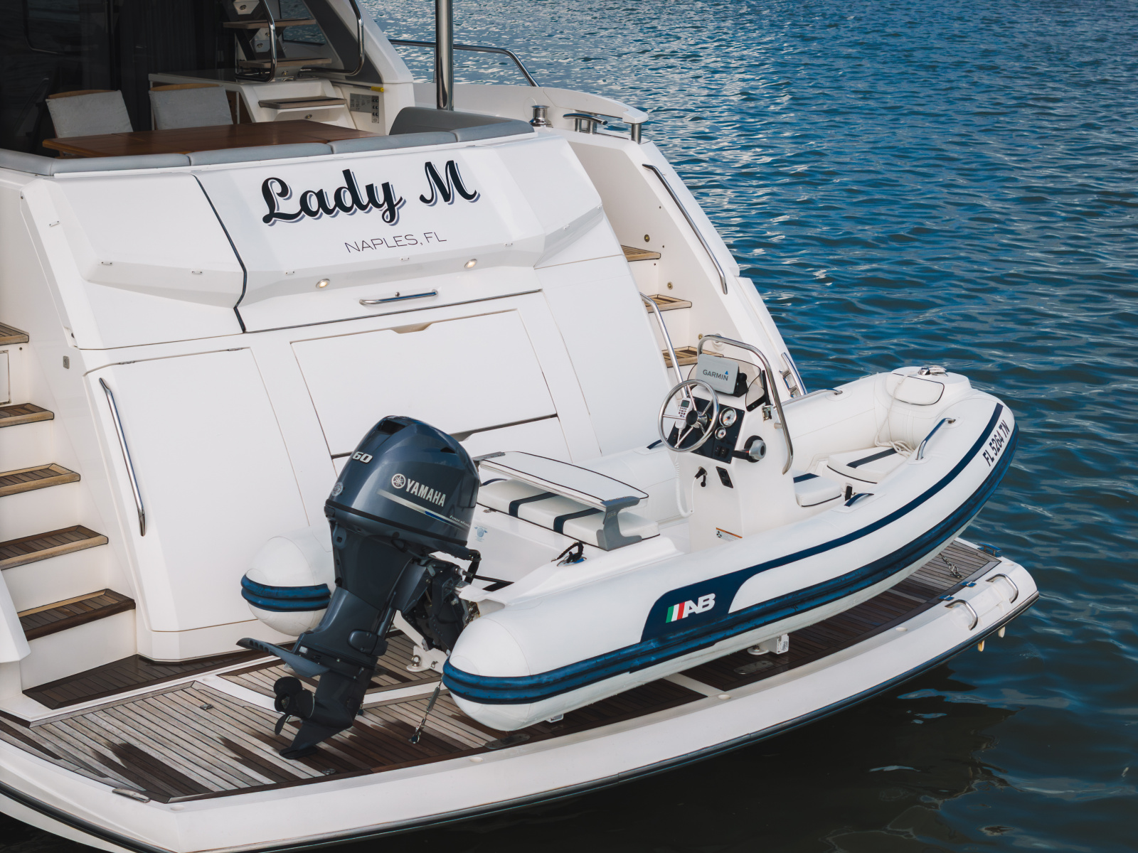 2019 Sunseeker 76 Flybridge