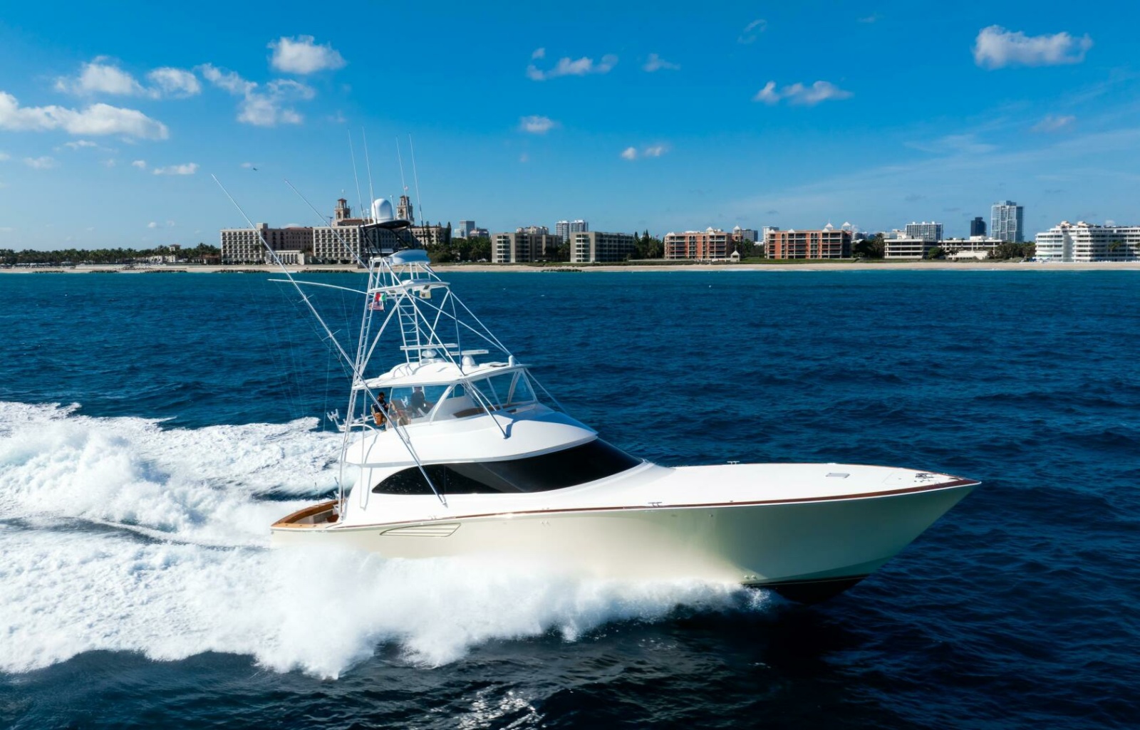 Viking 70 Convertible - Running Profile