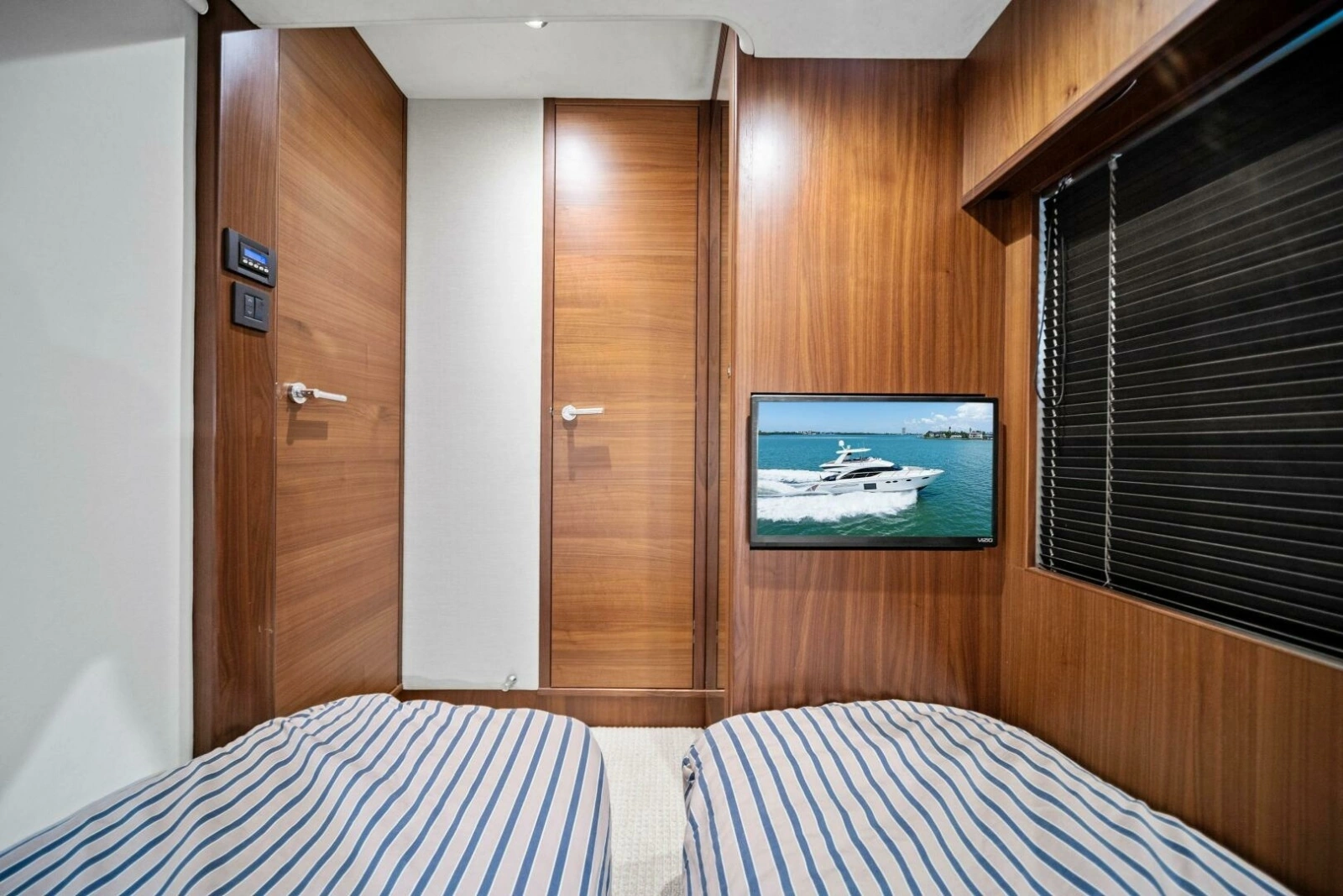 2015 Princess F60 - Starboard Guest Stateroom
