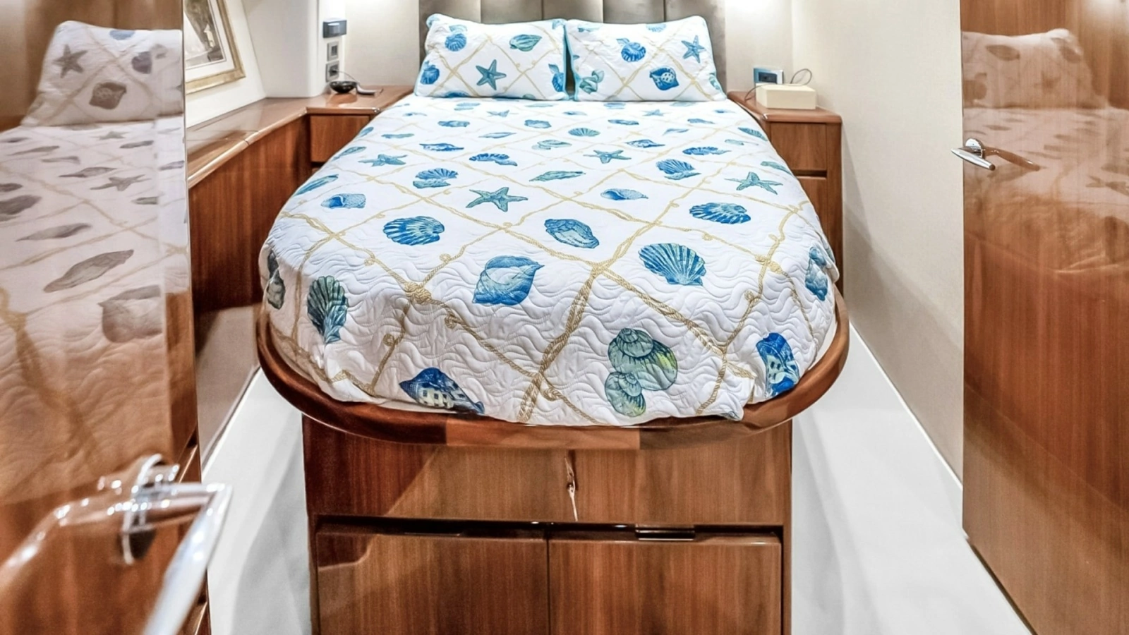 Guest Stateroom with Double Berth
