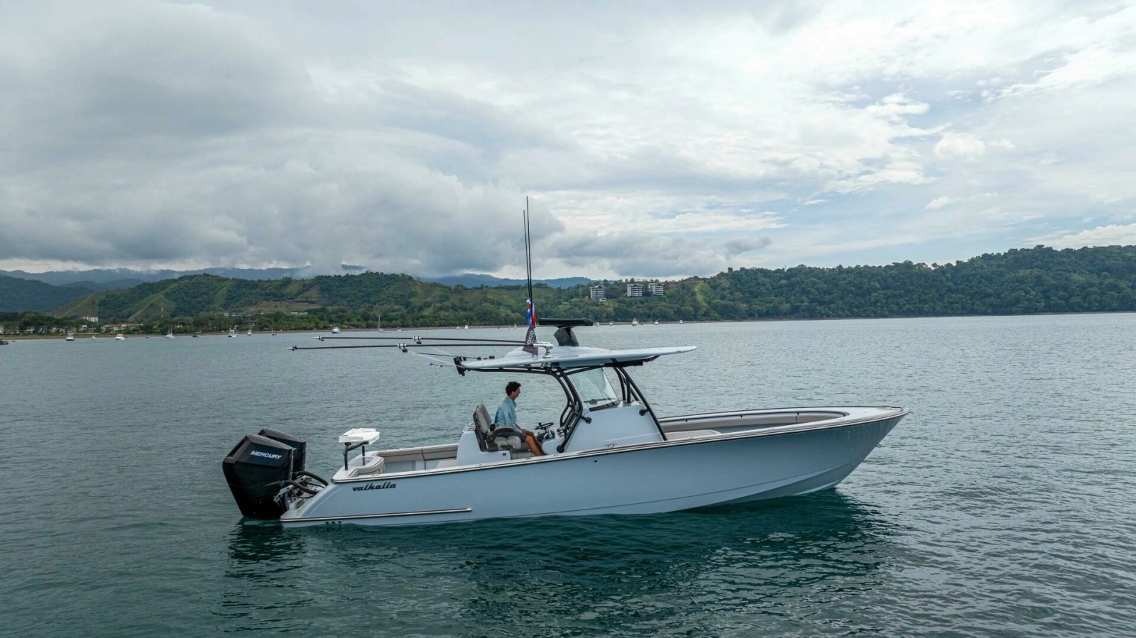 2024 Valhalla Boatworks V-33 photo 36